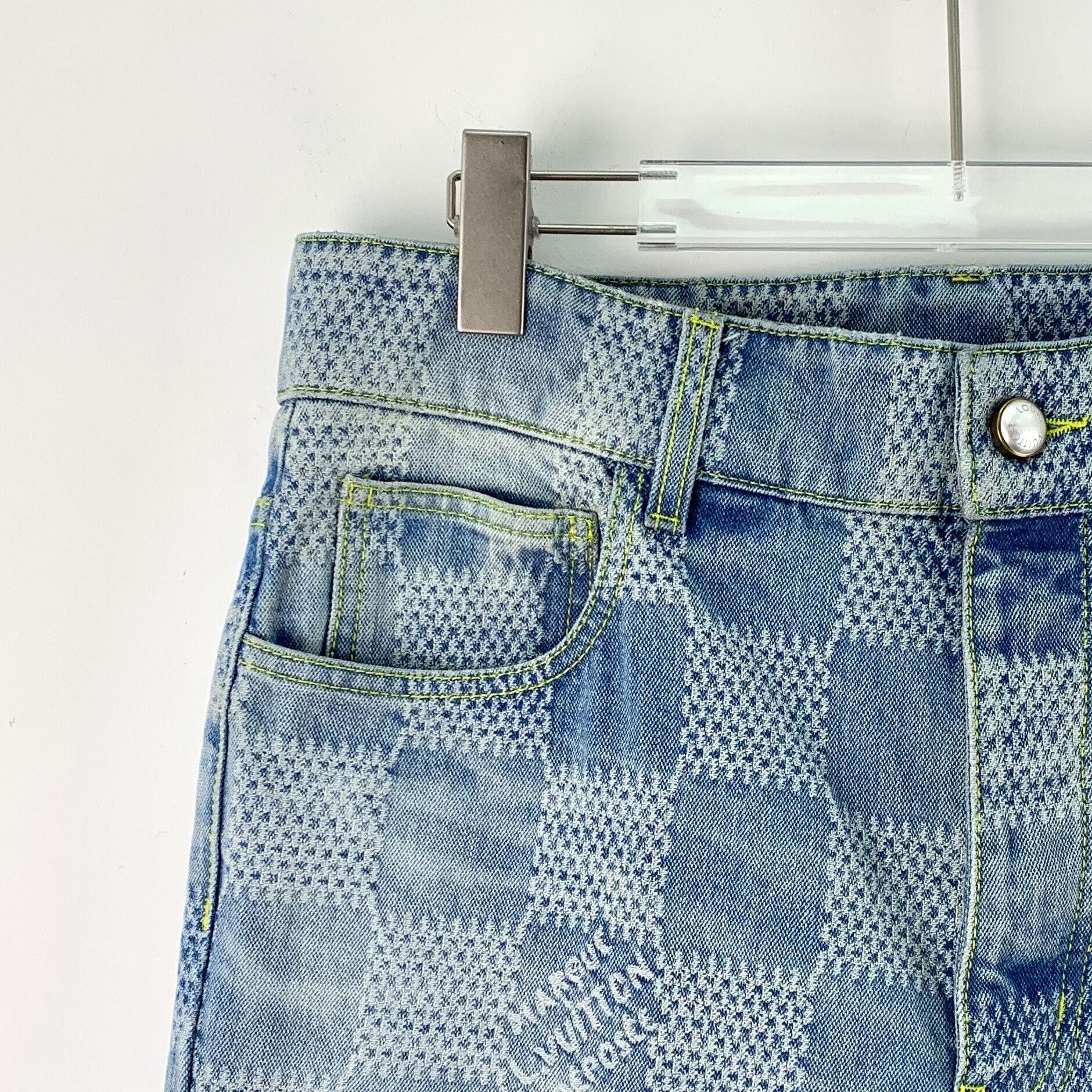 Louis Vuitton Louis Vuitton 25 Light Blue Washed Damier Jeans Size US 30 / EU 46 - 3 Thumbnail