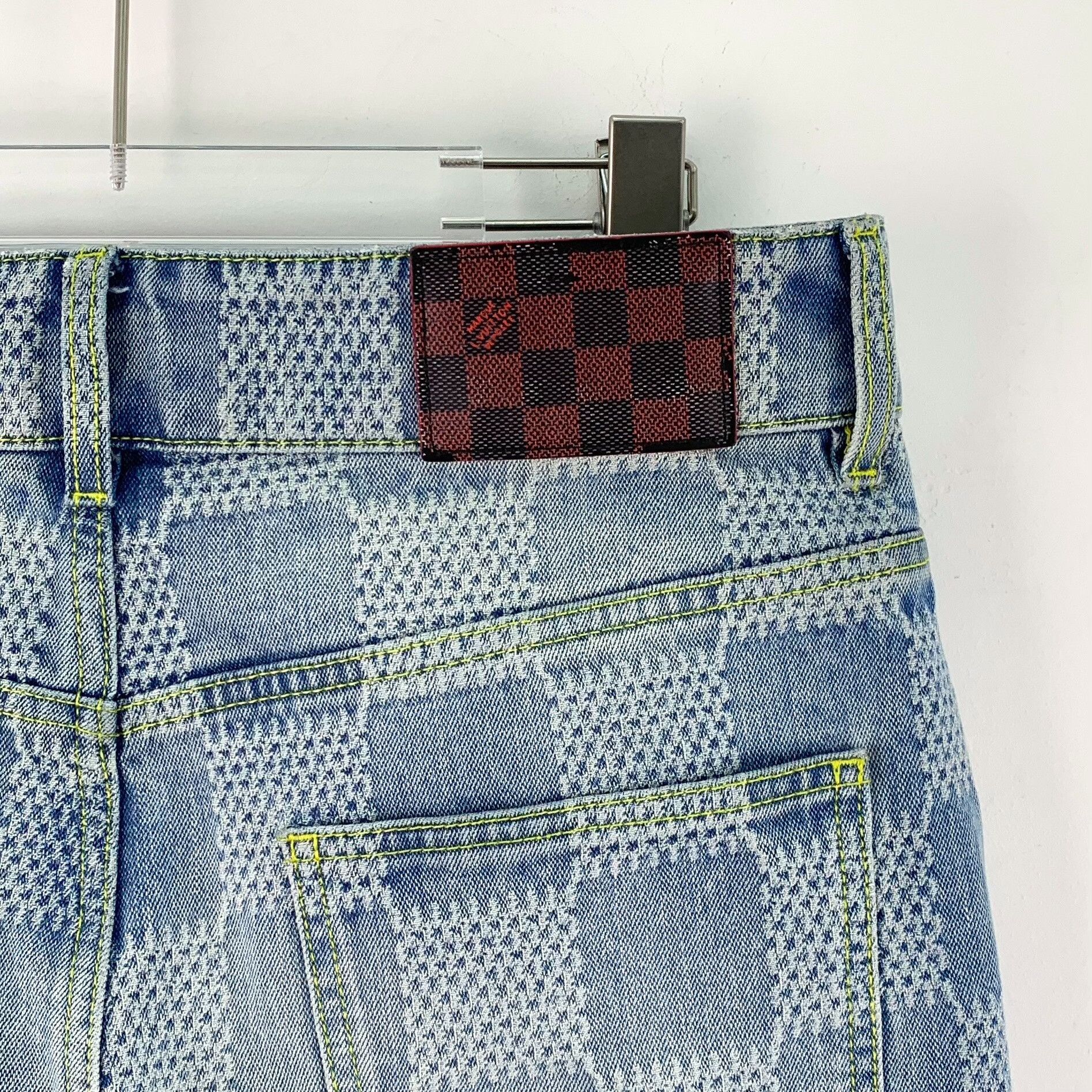Louis Vuitton Louis Vuitton 25 Light Blue Washed Damier Jeans Size US 30 / EU 46 - 5 Thumbnail