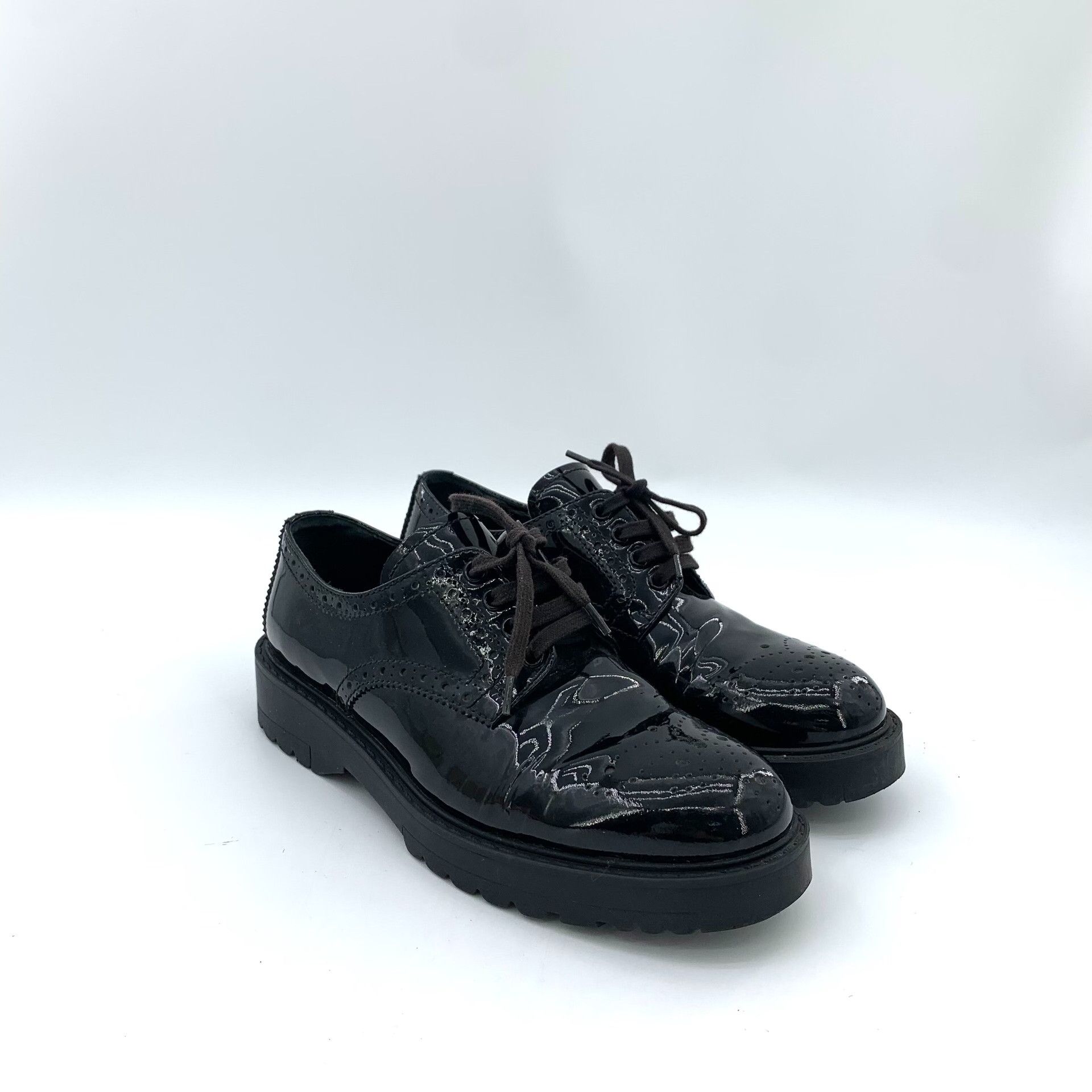 Prada Prada Black Patent Leather Round Toe Flats Size US 6.5 / IT 36.5 - 2 Thumbnail