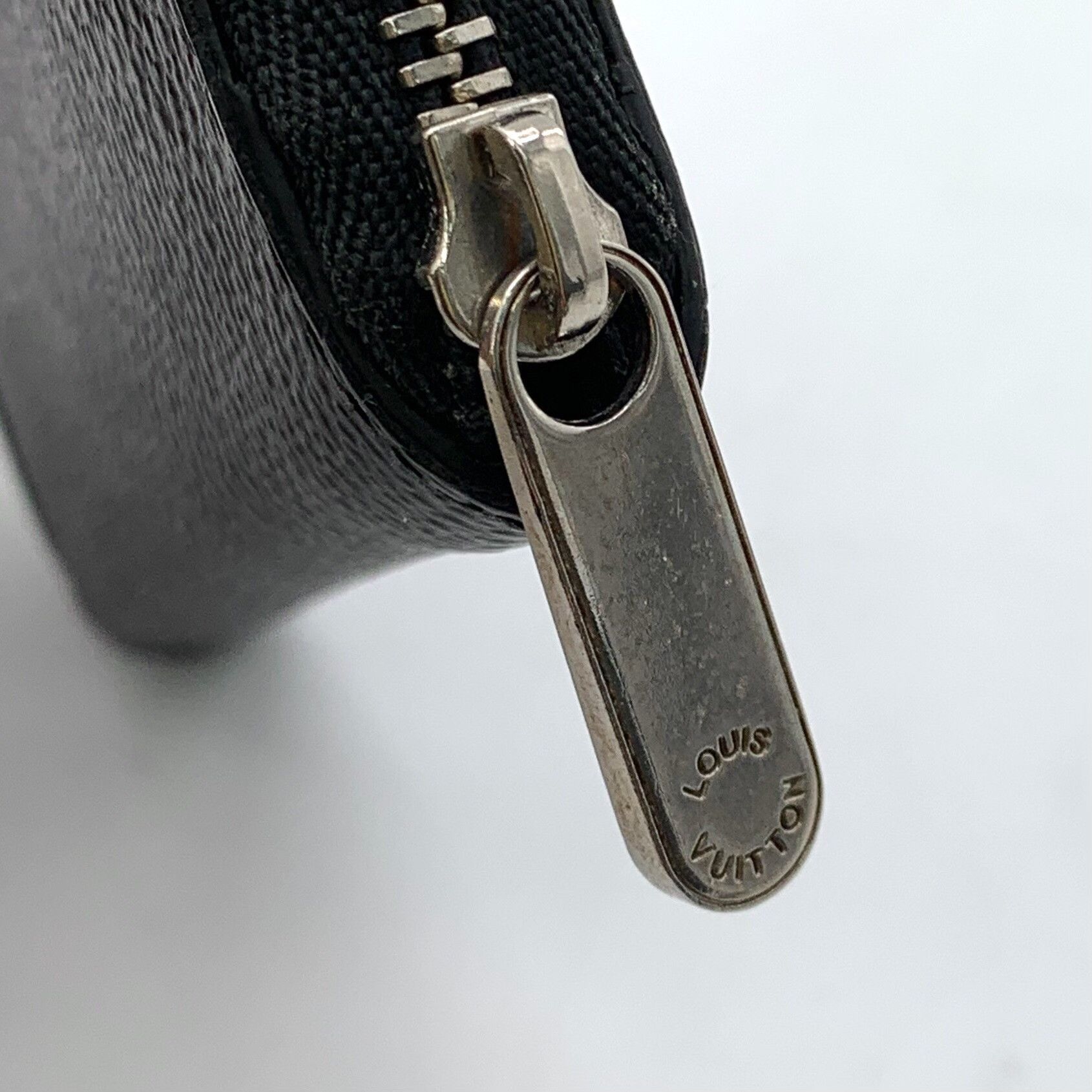 Louis Vuitton Louis Vuitton Black Damier Zipper Clutch Size ONE SIZE - 7 Thumbnail