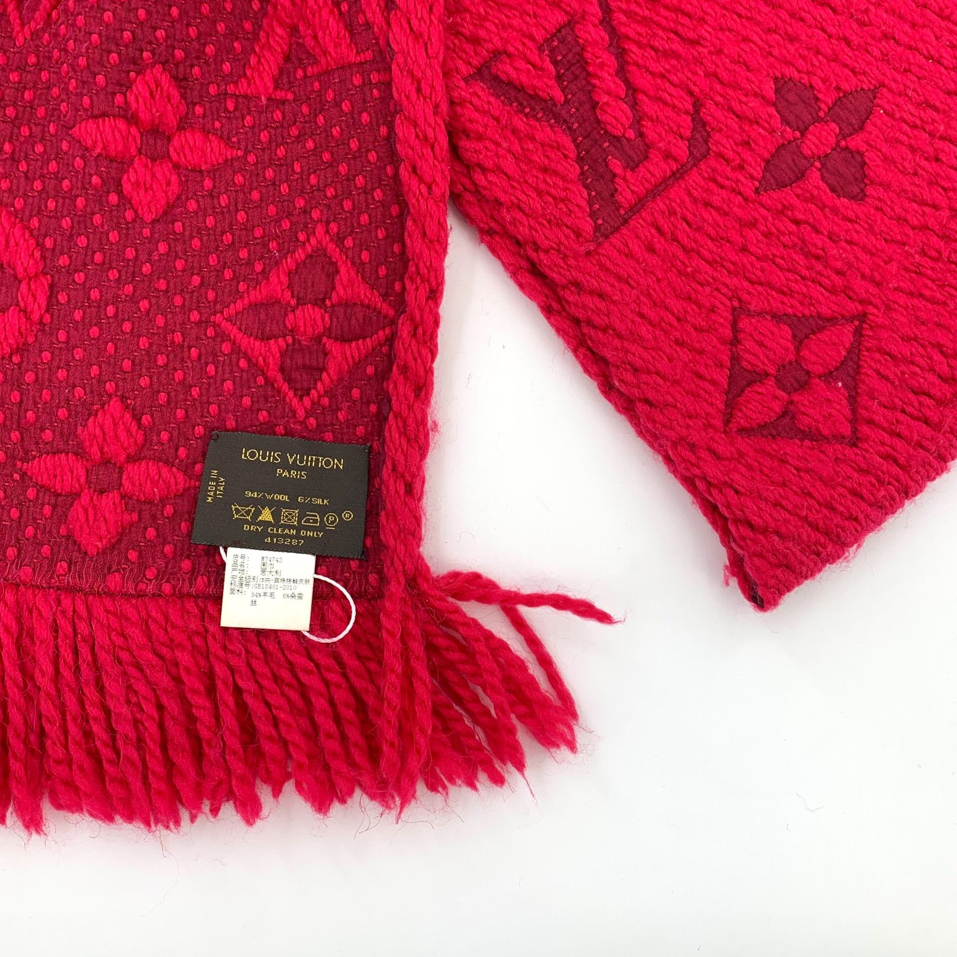 Louis Vuitton Louis Vuitton Red Logo Wool Fringed Scarf Size ONE SIZE - 6 Thumbnail