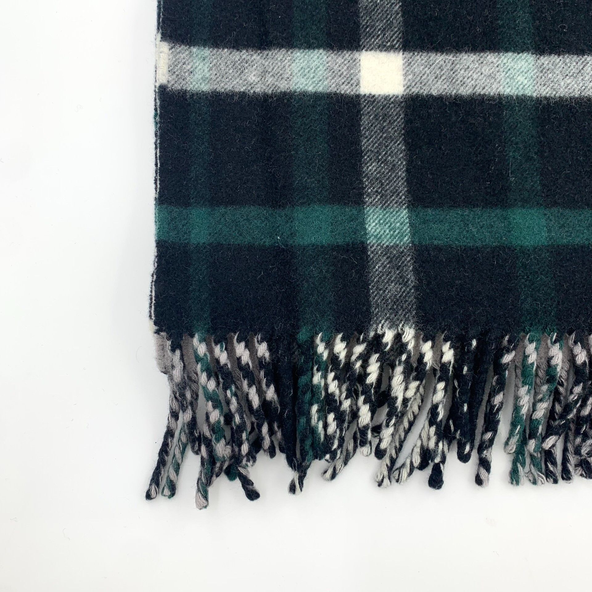 Burberry Burberry Green Plaid Wool Fringe Scarf Size ONE SIZE - 4 Thumbnail