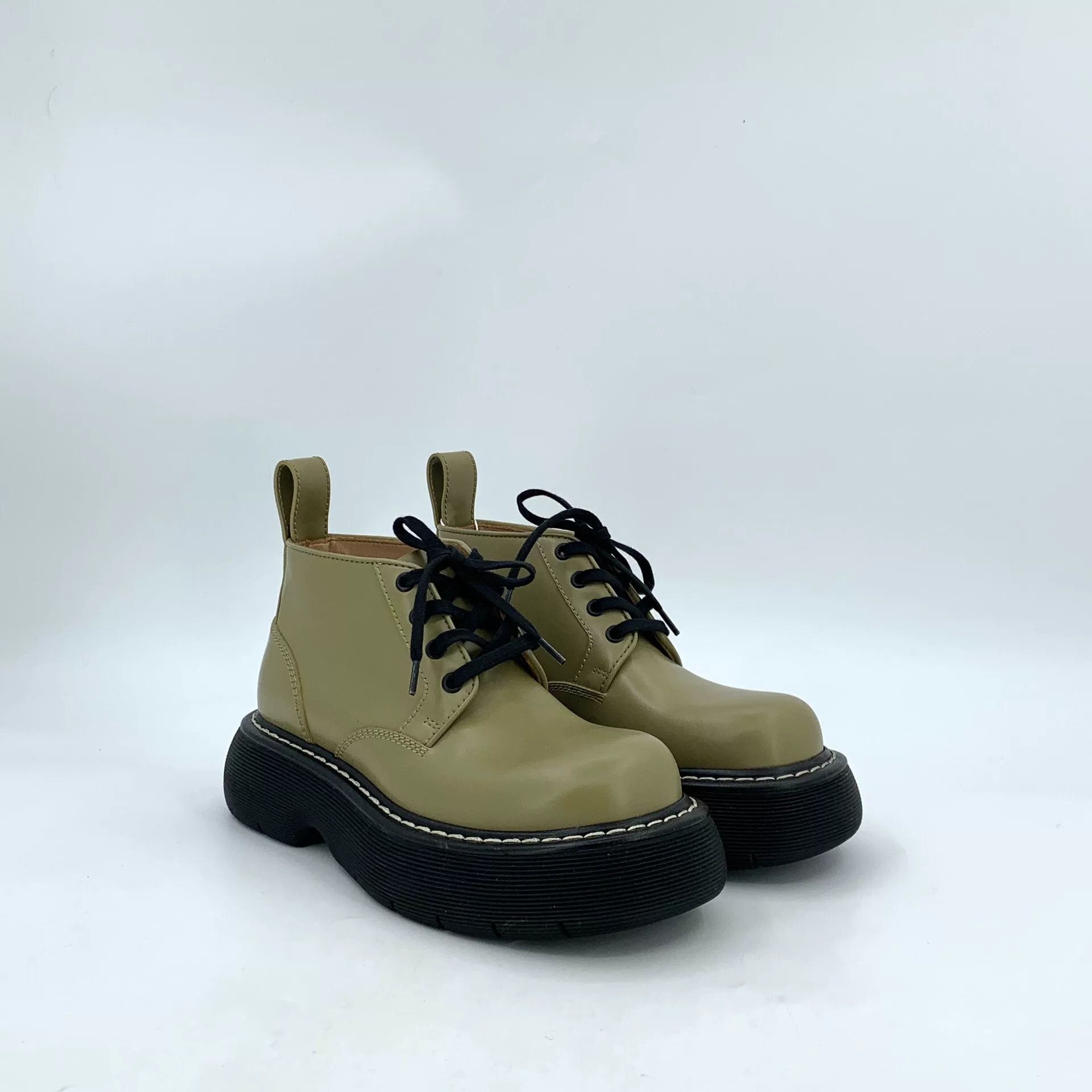 Bottega Veneta Bottega Veneta Olive Green Leather Flat Ankle Boots Size US 5.5 / IT 35.5 - 2 Thumbnail