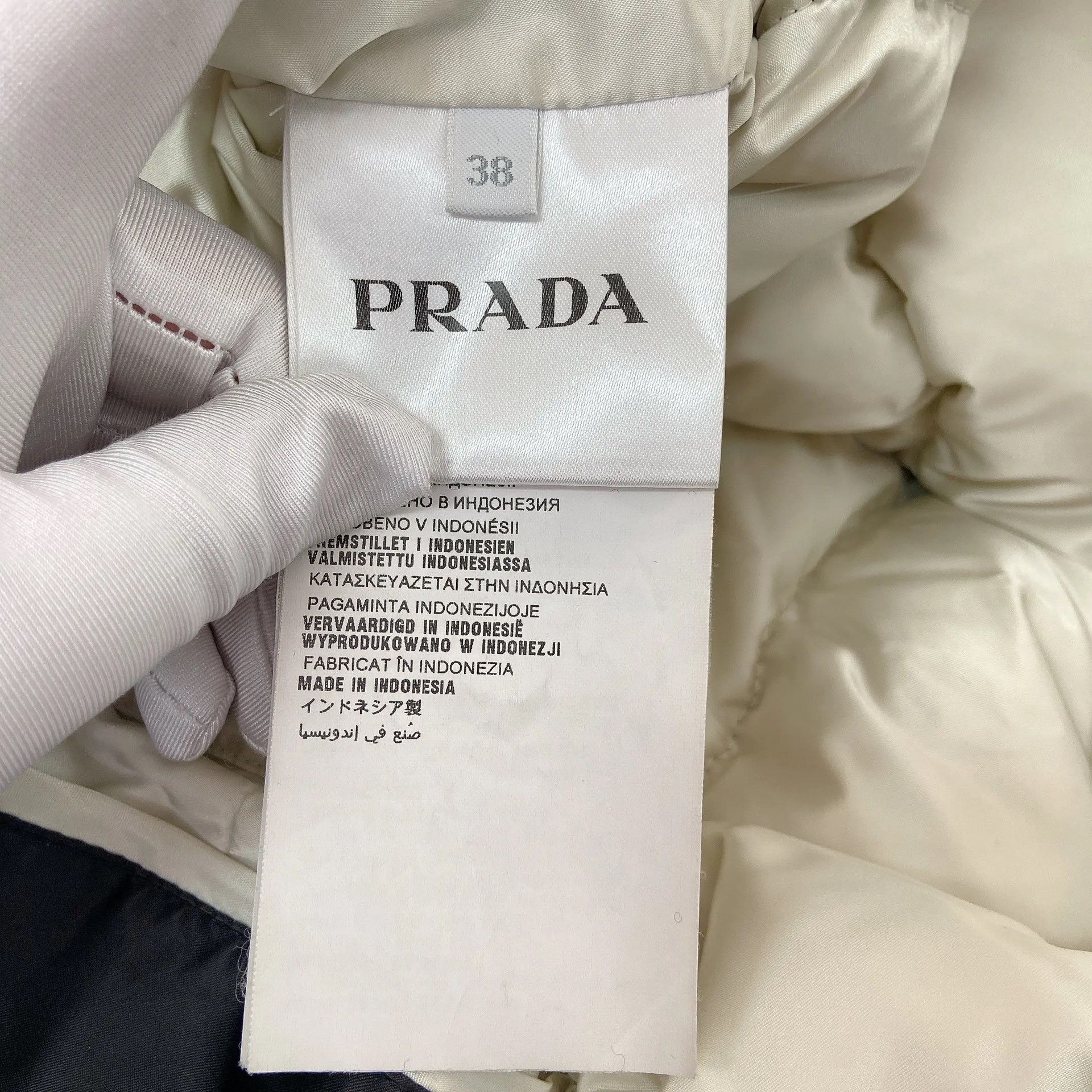 Prada Prada Black Fur Collar Down Jacket Size S / US 4 / IT 40 - 8 Thumbnail