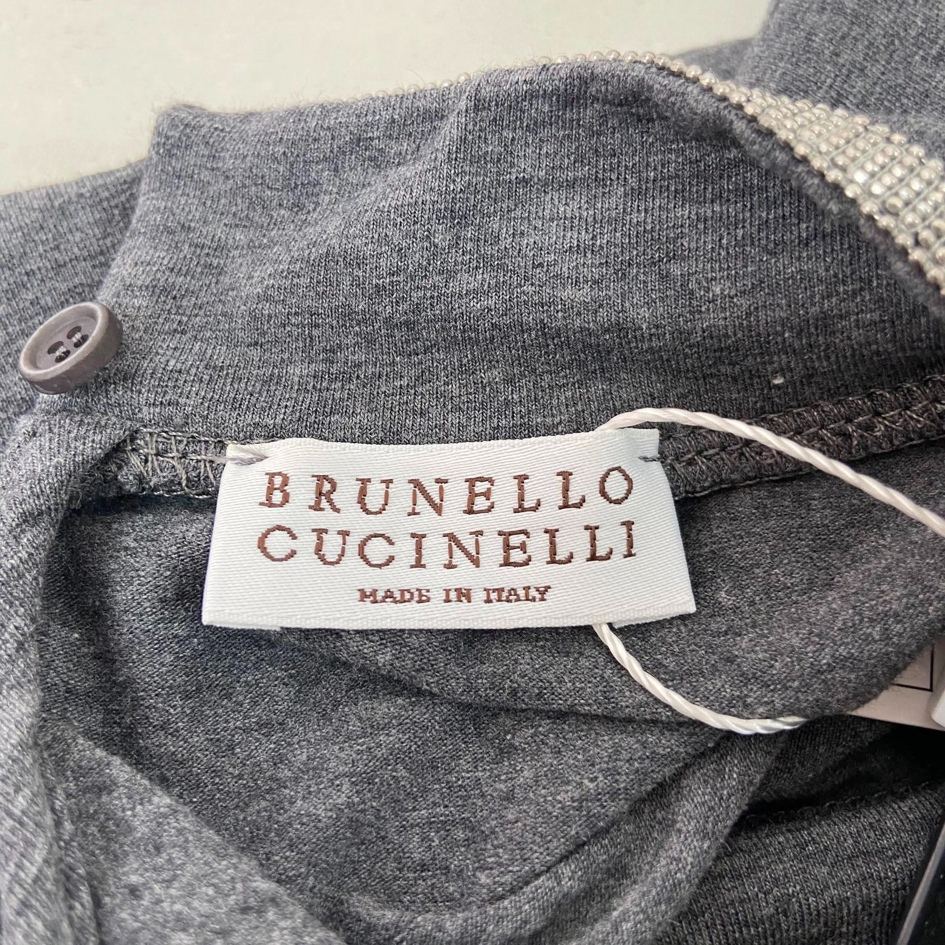 Brunello Cucinelli Brunello Cucinelli Gray Beaded T-shirt XS Size XS / US 0-2 / IT 36-38 - 7 Thumbnail