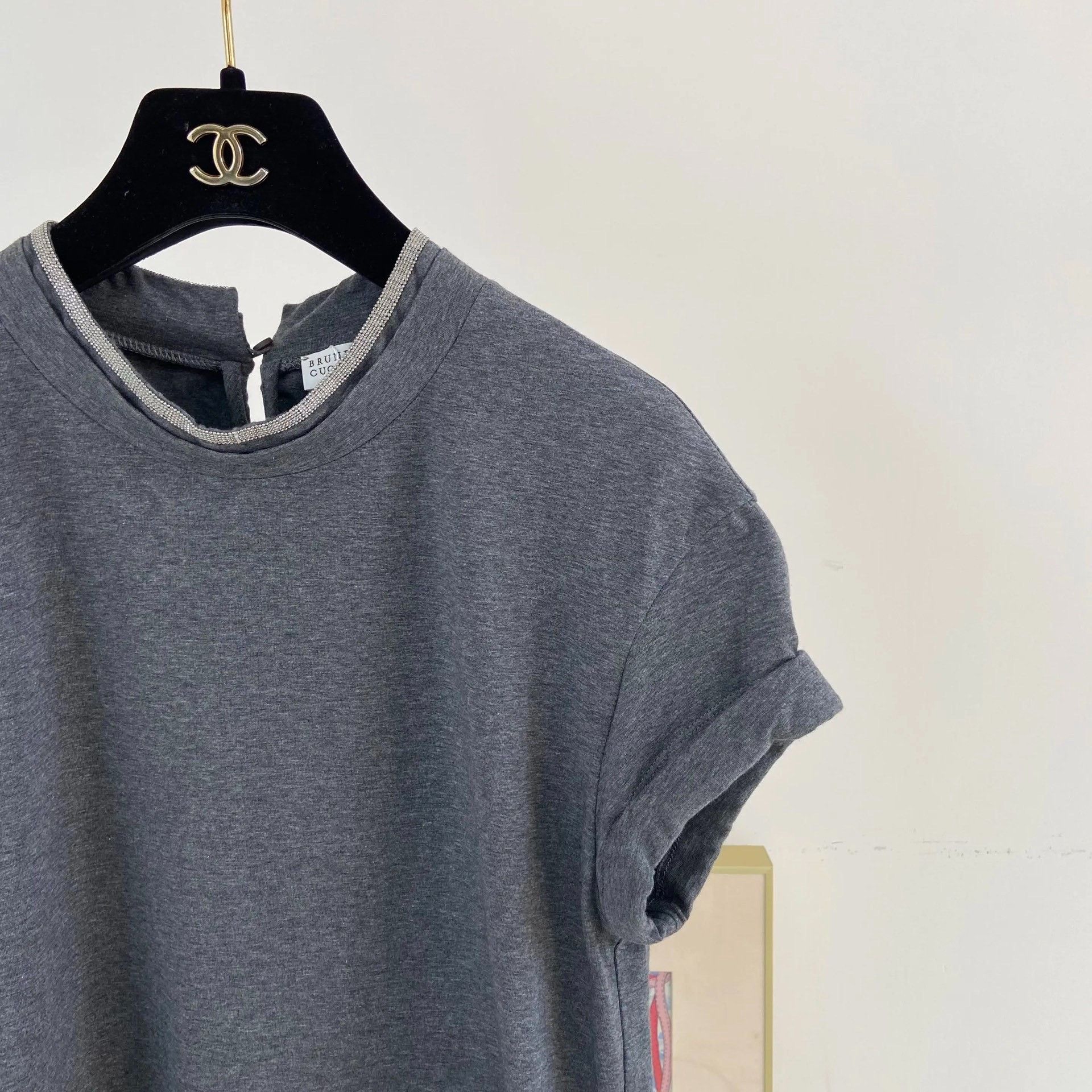 Brunello Cucinelli Brunello Cucinelli Gray Beaded T-shirt XS Size XS / US 0-2 / IT 36-38 - 3 Thumbnail
