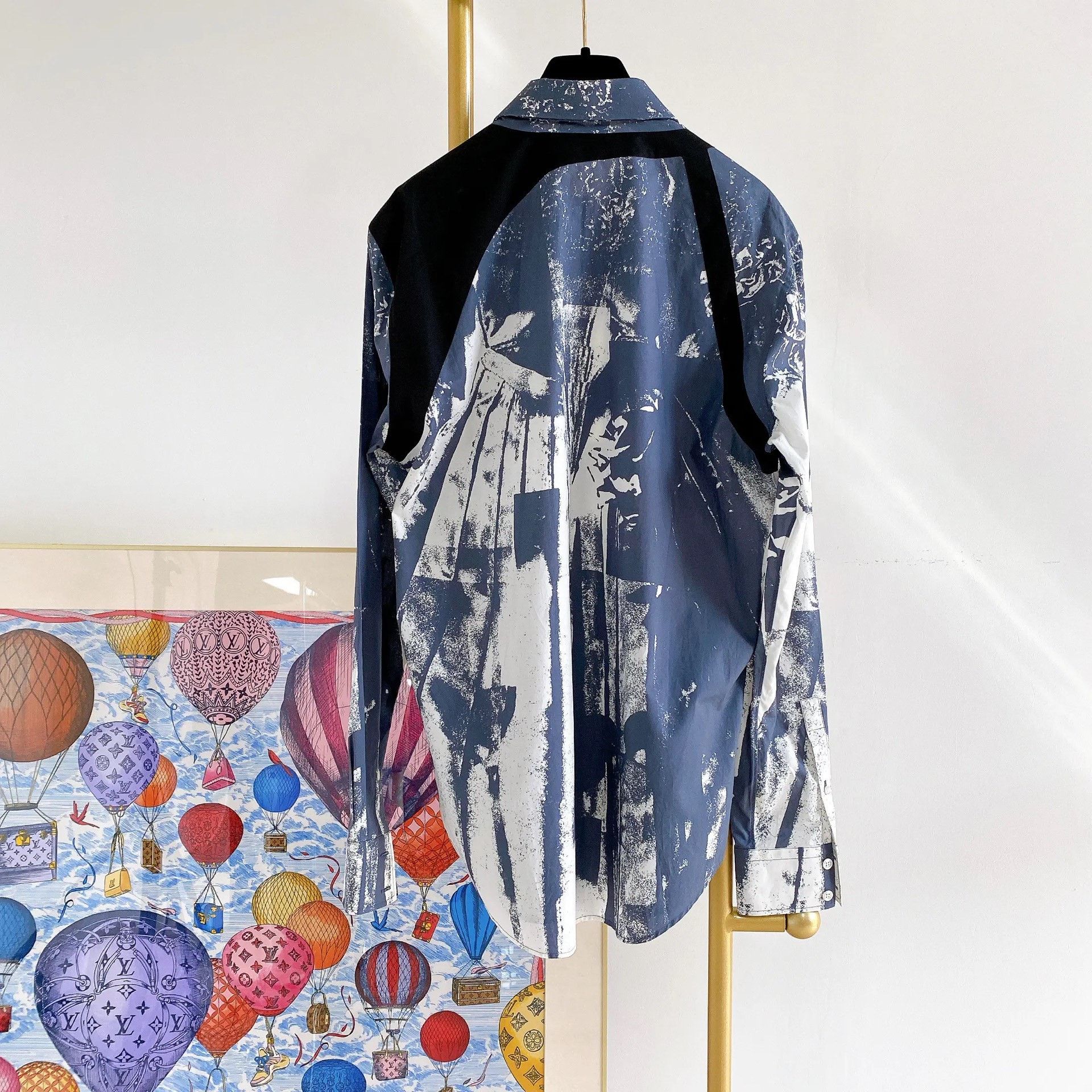 Alexander McQueen Alexander McQueen Blue Printed Shirt Size US XL / EU 56 / 4 - 2 Thumbnail