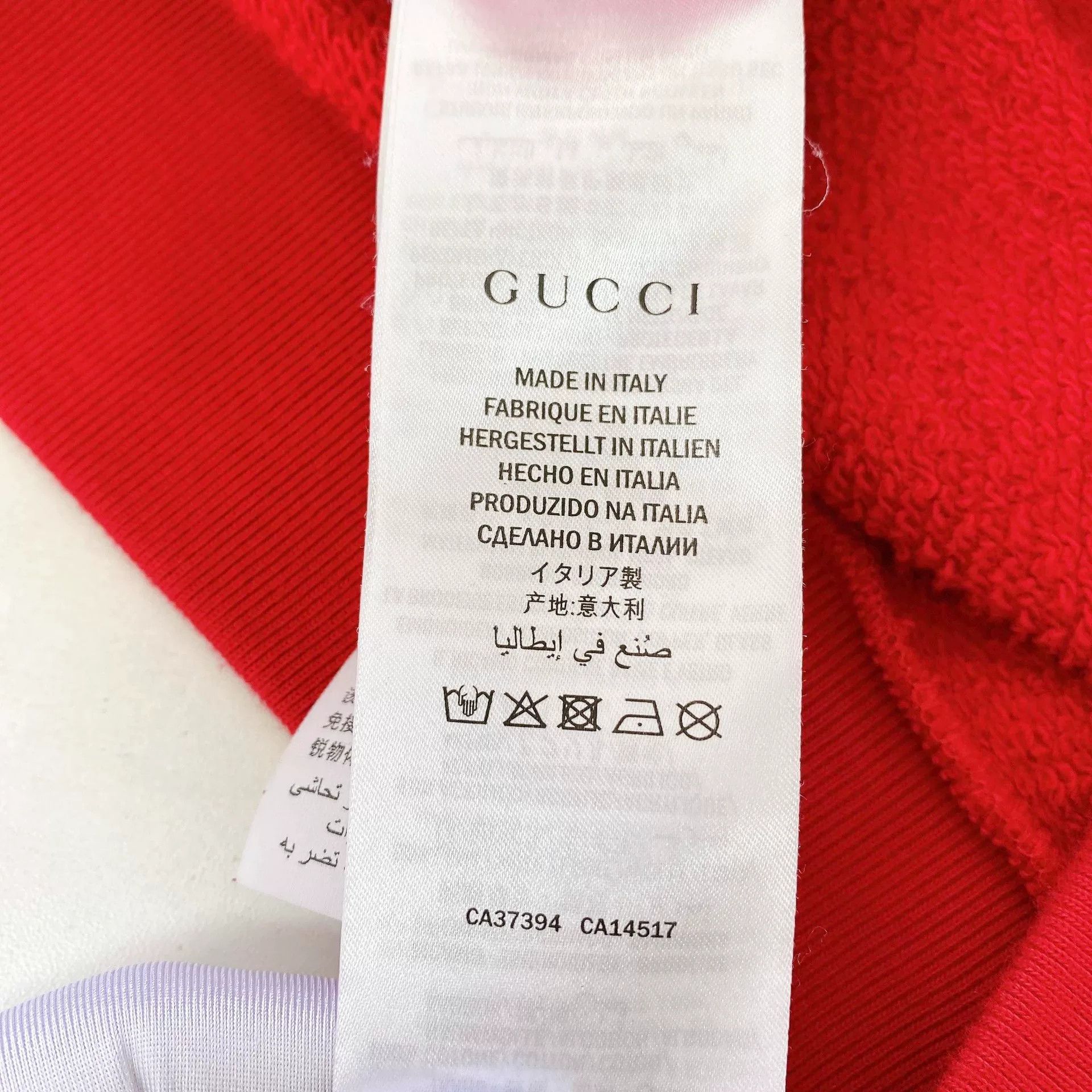 Gucci Gucci Red Lamb Pattern Sweatshirt S Size US S / EU 44-46 / 1 - 7 Thumbnail
