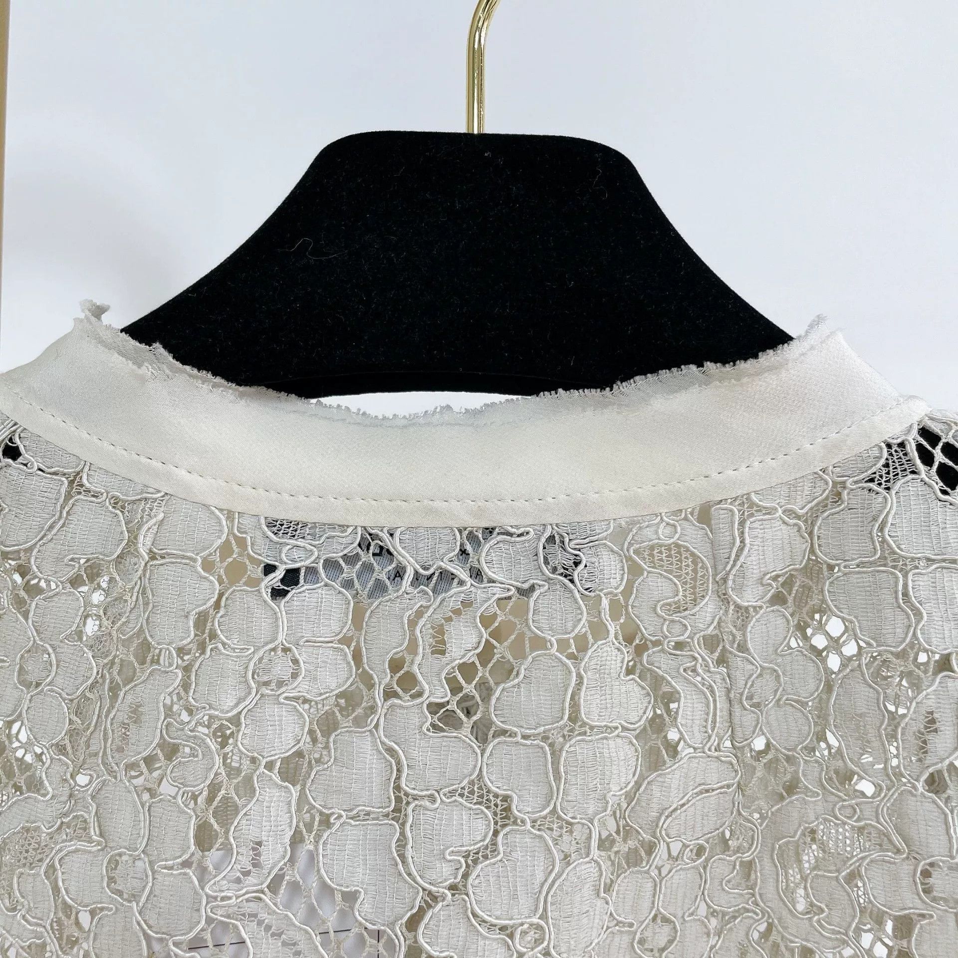 Dolce & Gabbana Dolce & Gabbana White Knit Top Size S / US 4 / IT 40 - 5 Thumbnail