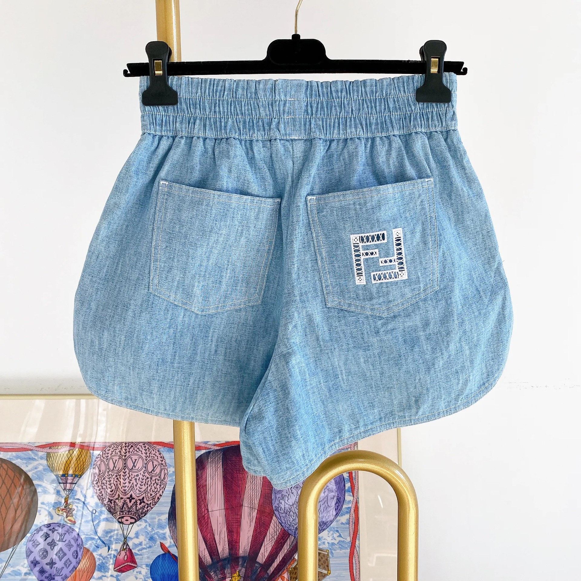 Fendi Fendi Blue Elastic Waist Shorts 38 Size 38" / US 16 / IT 52 - 2 Thumbnail