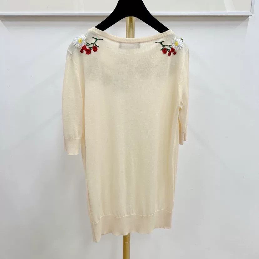 Dolce & Gabbana Dolce & Gabbana Floral Sweater Size S / US 4 / IT 40 - 2 Thumbnail