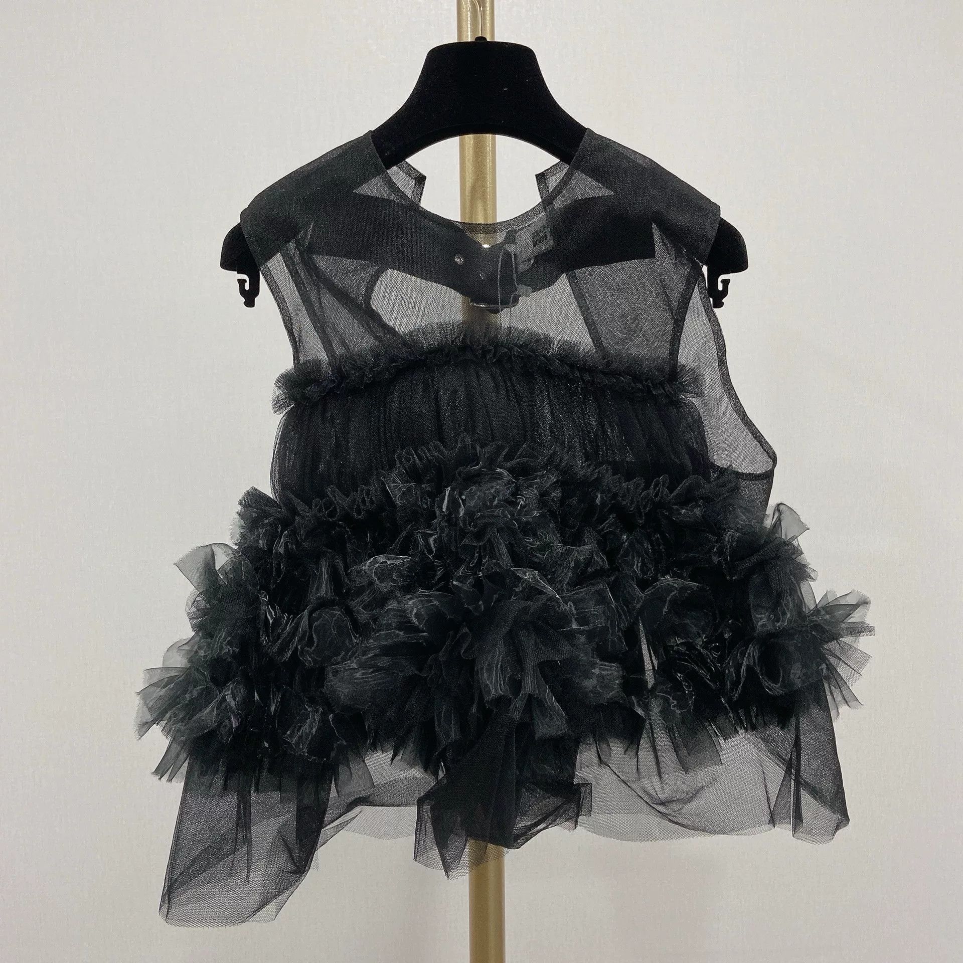 Noir Kei Ninomiya Comme Des Garcons Noir Kei Ninomiya Lace Vest Size S / US 4 / IT 40 - 2 Thumbnail