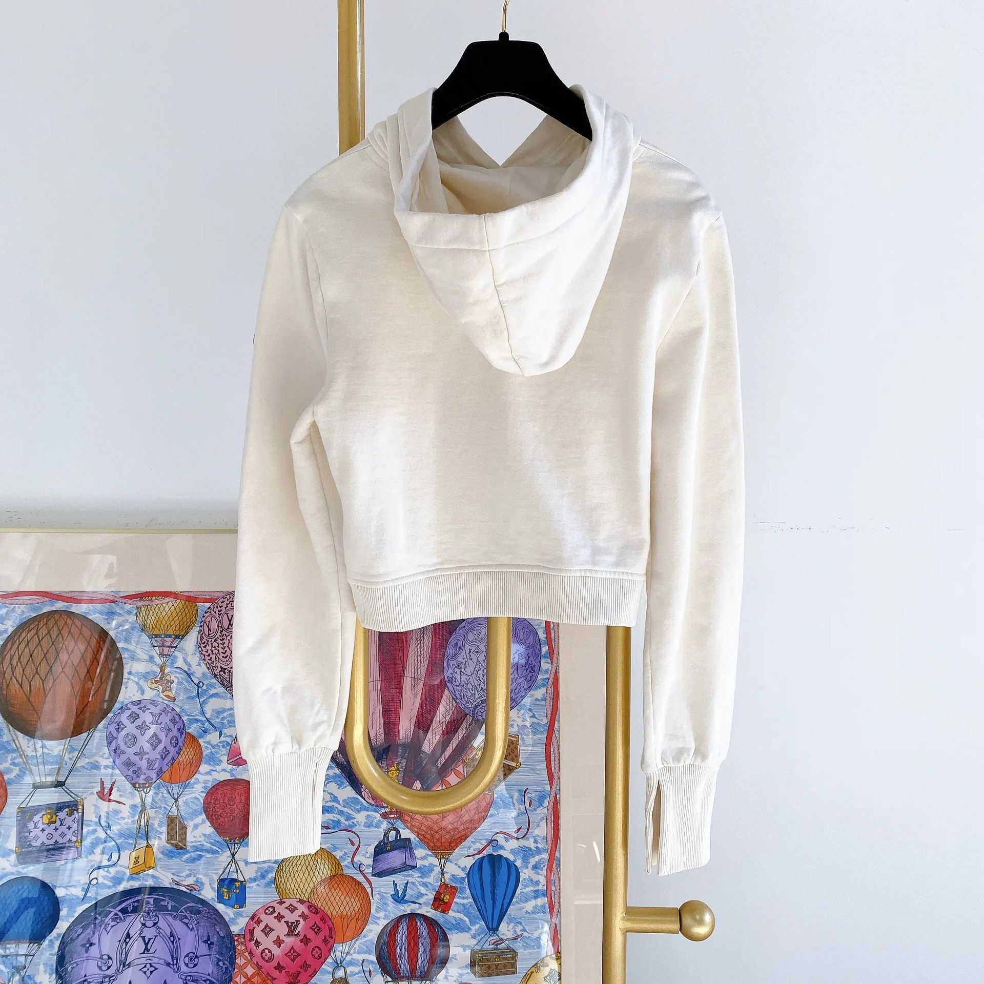 Fendi Fendi Beige Logo Hoodie XS Size XS / US 0-2 / IT 36-38 - 2 Thumbnail