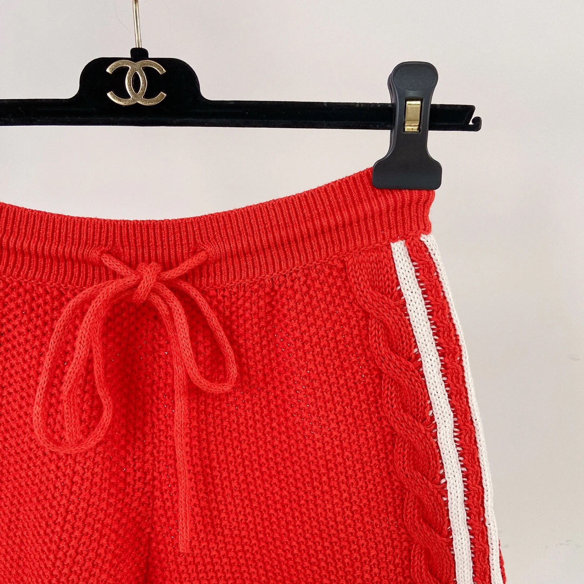 Gucci Gucci Co-Branded Red Knit Shorts S Size 42" / US 20 - 3 Thumbnail
