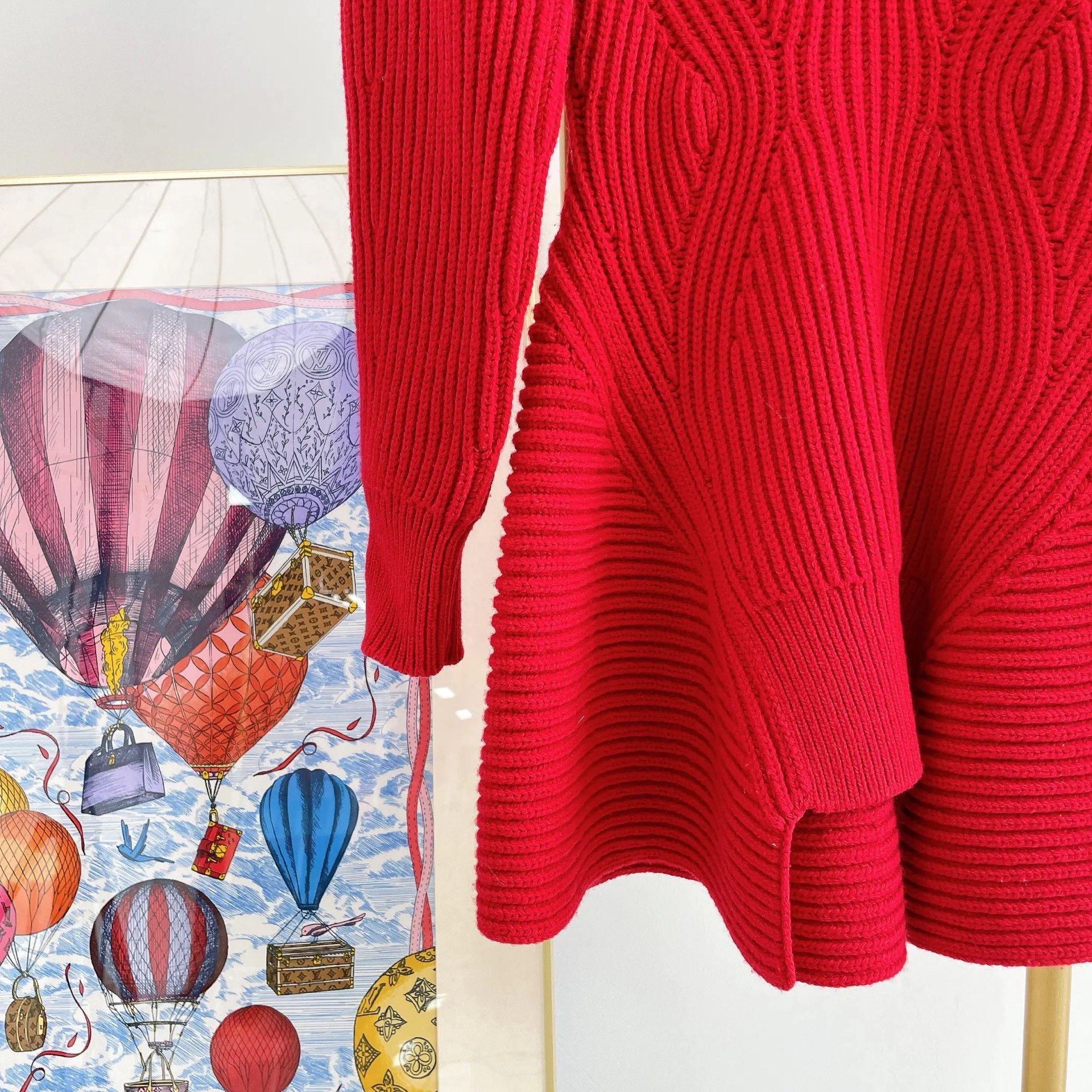 Alexander McQueen Alexander McQueen Red Turtleneck Knit Dress Size S / US 4 / IT 40 - 4 Thumbnail