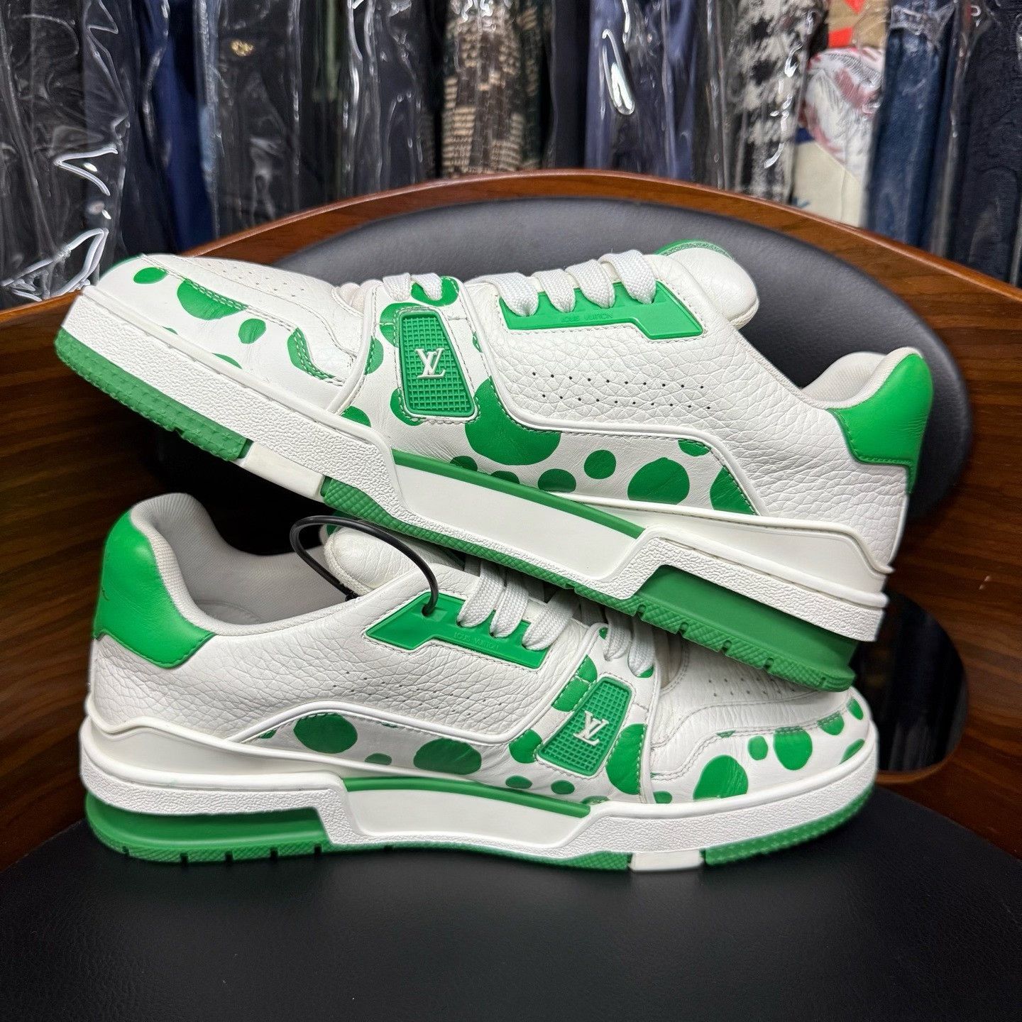 Louis Vuitton Louis Vuitton Collab Limited Green Lowtop Sneakers 41 Men Size US 8.5 / EU 41-42 - 7 Thumbnail