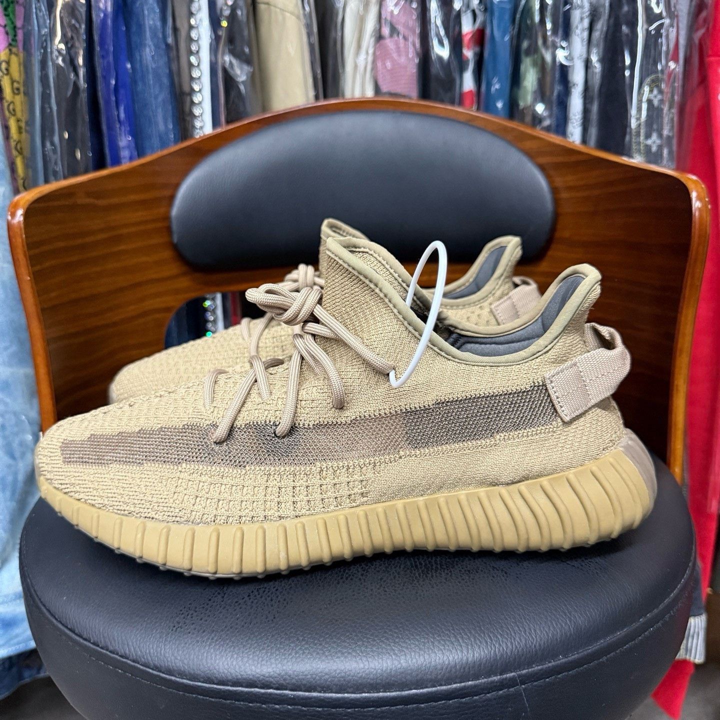 Adidas Adidas YEEZY350 Lowtop Sneakers 45 Men Size US 11.5 / EU 44-45 - 6 Thumbnail