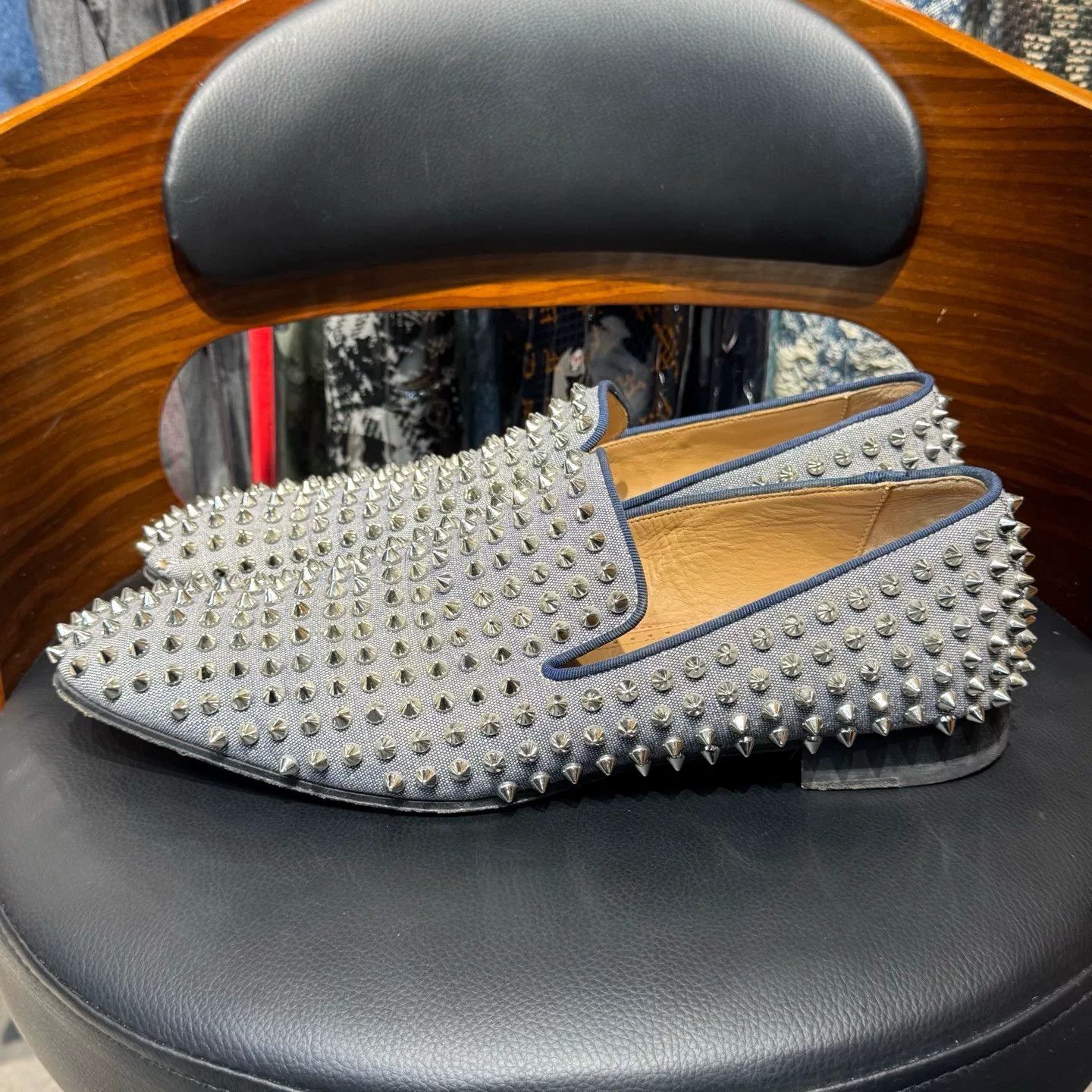 Christian Louboutin Christian Louboutin Silver Lowtop Sneakers 42 Men Size US 9 / EU 42 - 6 Thumbnail