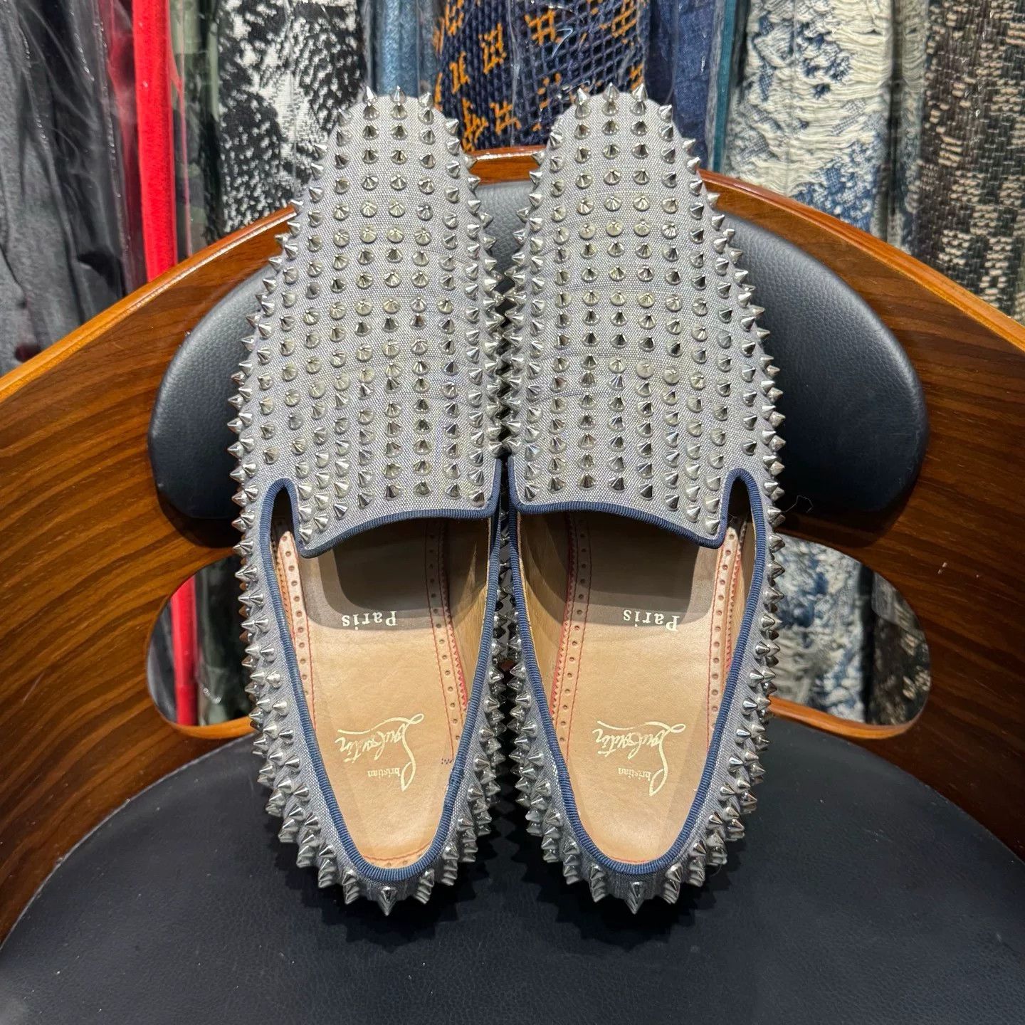 Christian Louboutin Christian Louboutin Silver Lowtop Sneakers 42 Men Size US 9 / EU 42 - 7 Thumbnail