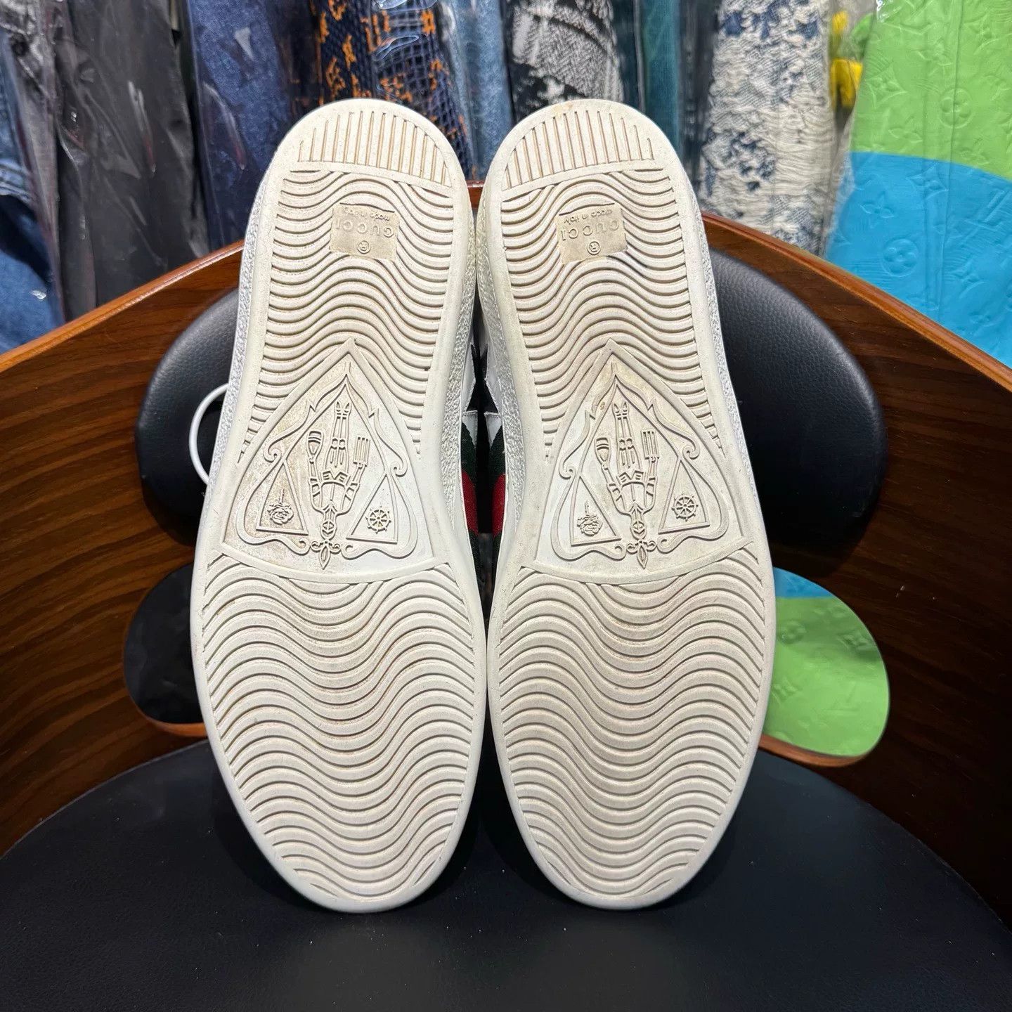Gucci Gucci White Lowtop Sneakers 42 Men Size US 9 / EU 42 - 9 Thumbnail