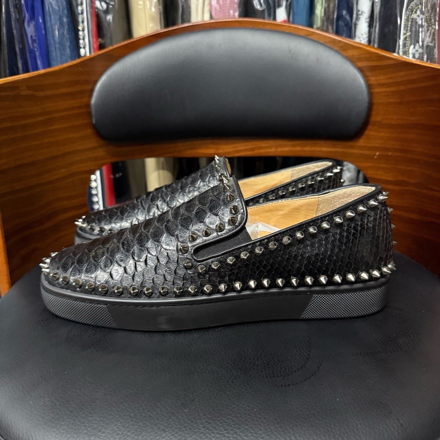 Christian Louboutin Christian Louboutin Black Lowtop Sneakers 39 Men Size US 6.5 / EU 39-40 - 6 Thumbnail