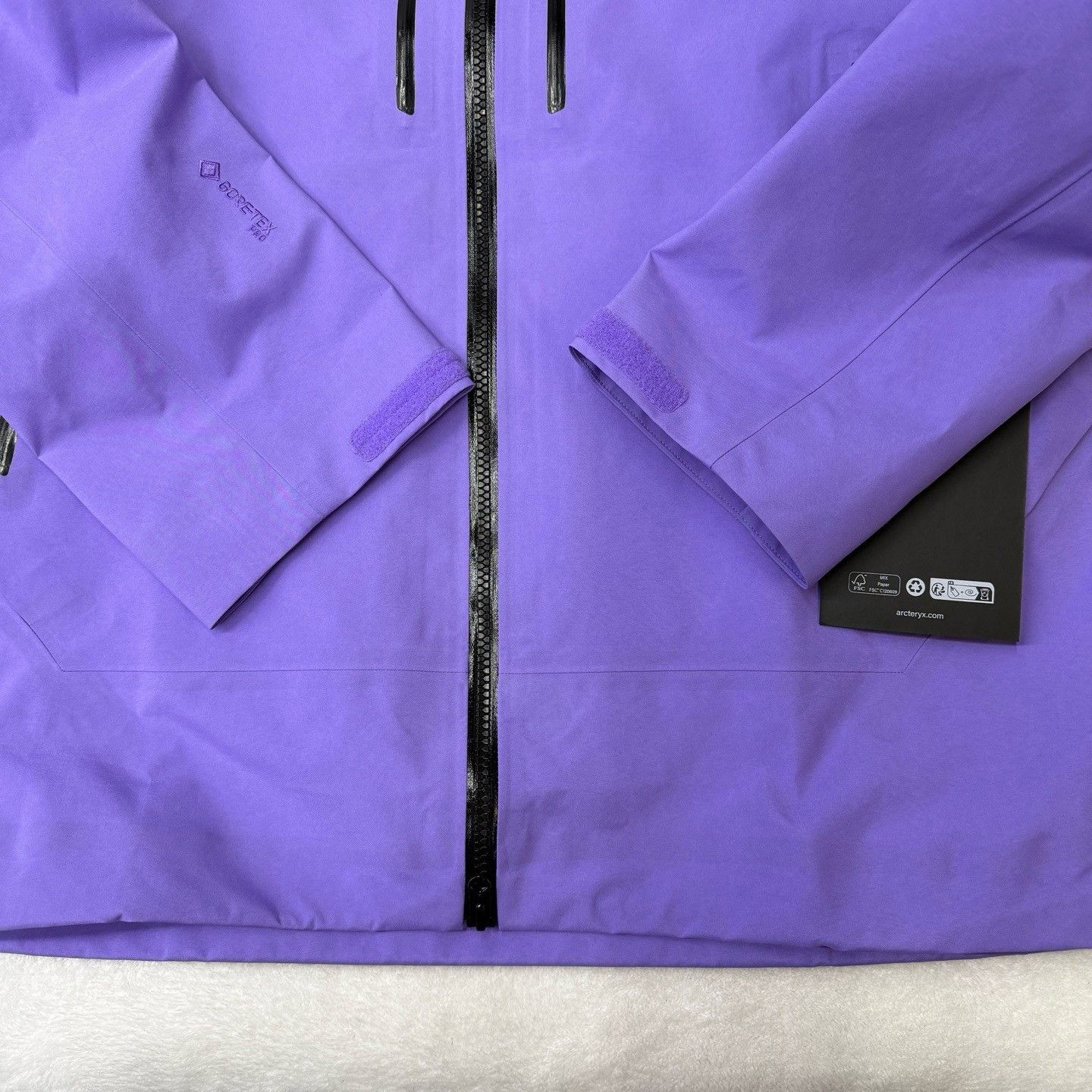 Arc'teryx Arc'teryx Purple Light Jacket L Men Size US L / EU 52-54 / 3 - 2 Thumbnail