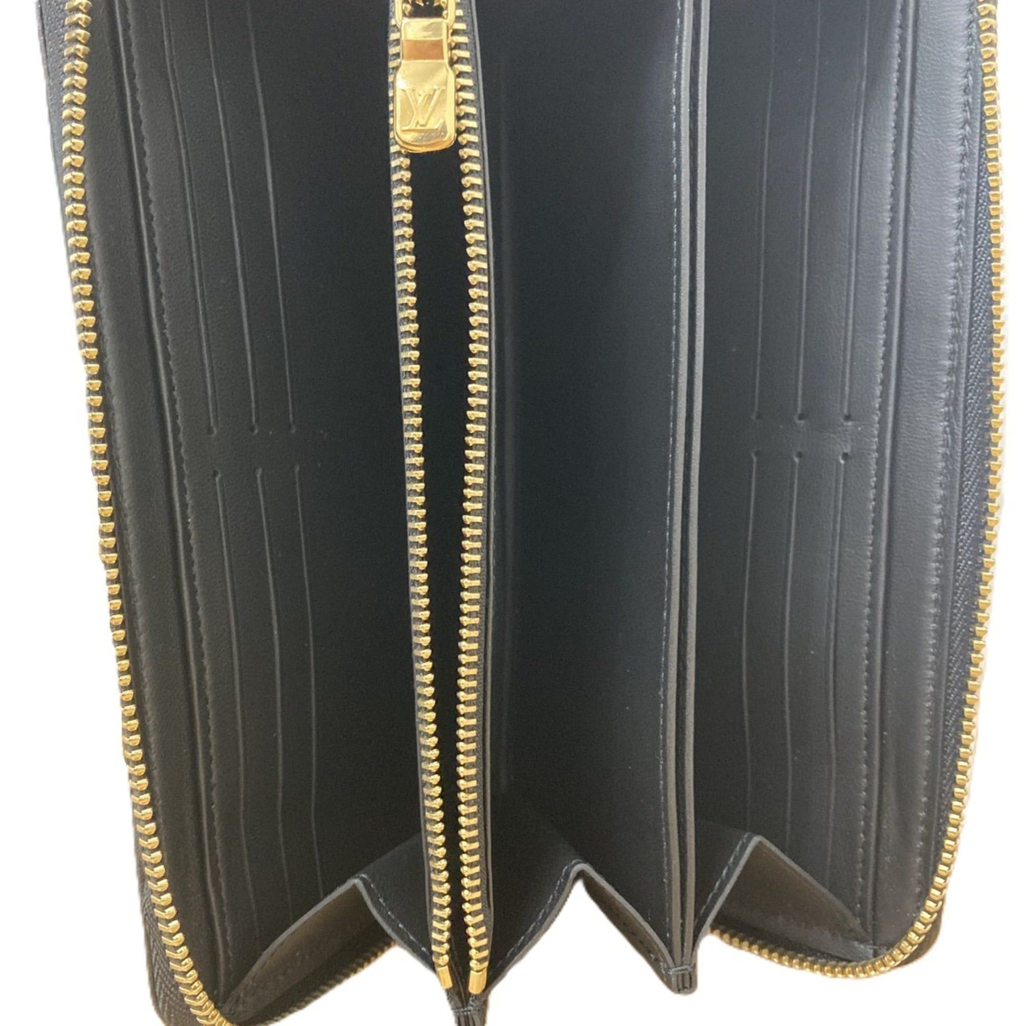 Louis Vuitton Louis Vuitton M81510 Zippy Wallet Coussin Monogram Embossed Noir Black Size ONE SIZE - 5 Thumbnail