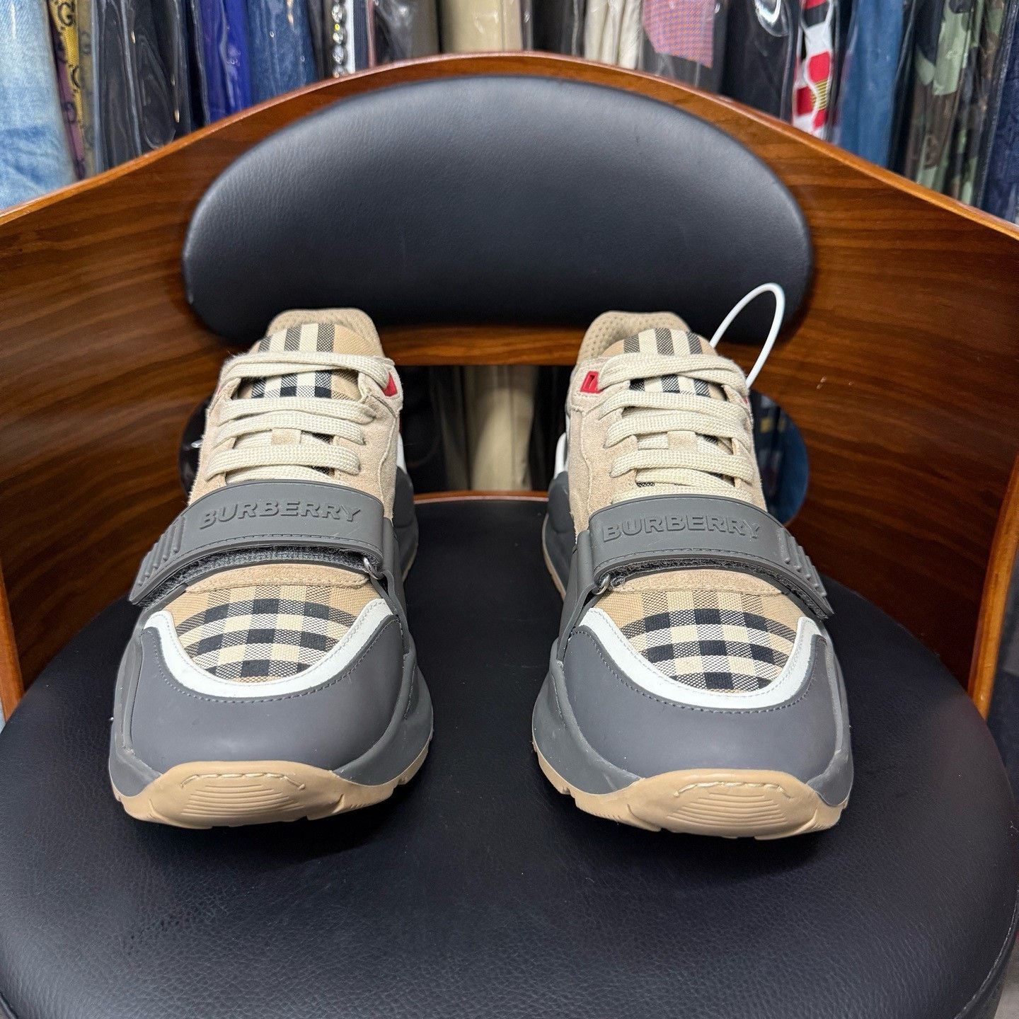 Burberry Burberry Plaid Lowtop Sneakers 41 Men Size US 8.5 / EU 41-42 - 2 Thumbnail