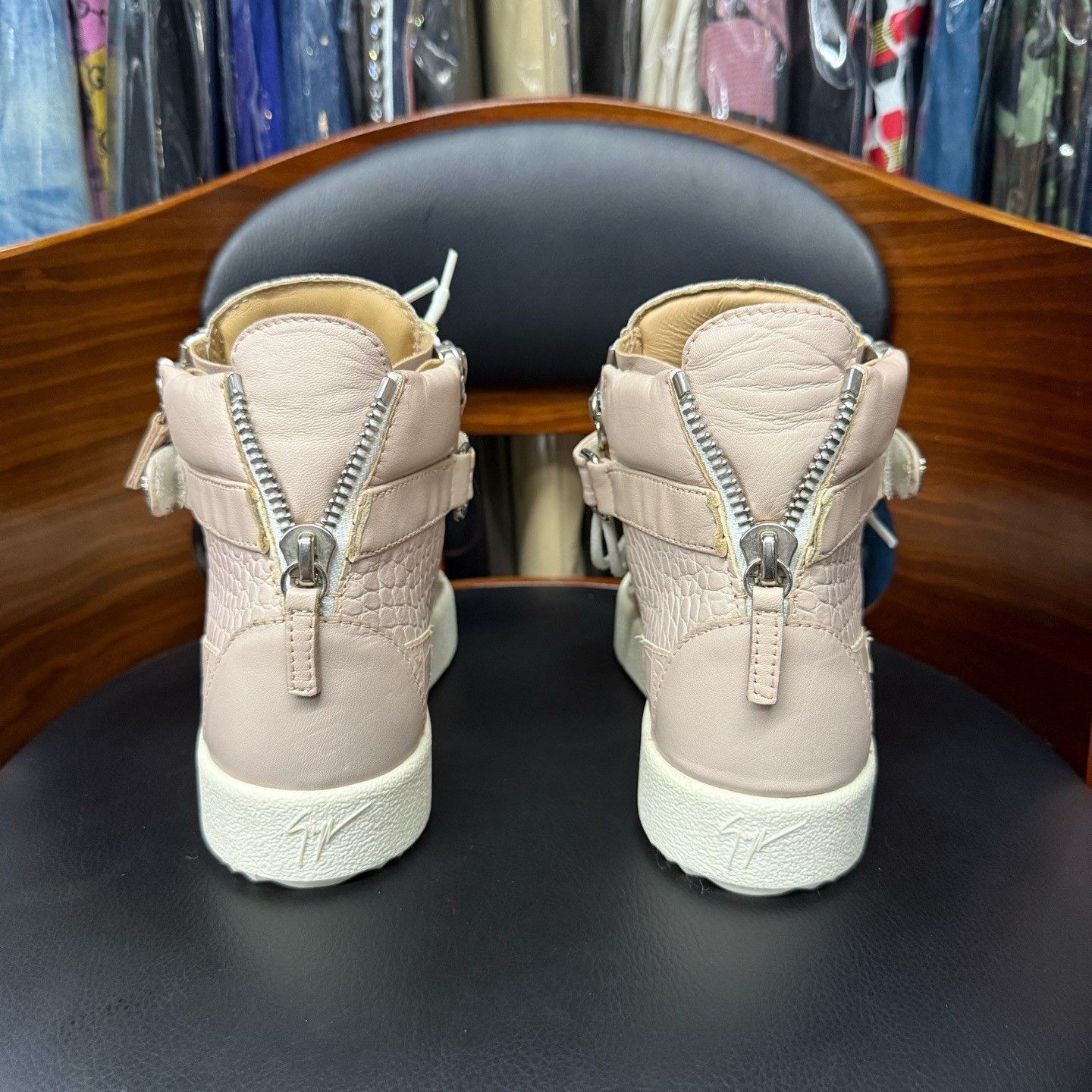 Giuseppe Zanotti Giuseppe Zanotti Casual Pink Hitop Sneakers 35 Women Size US 5 / IT 35 - 3 Thumbnail