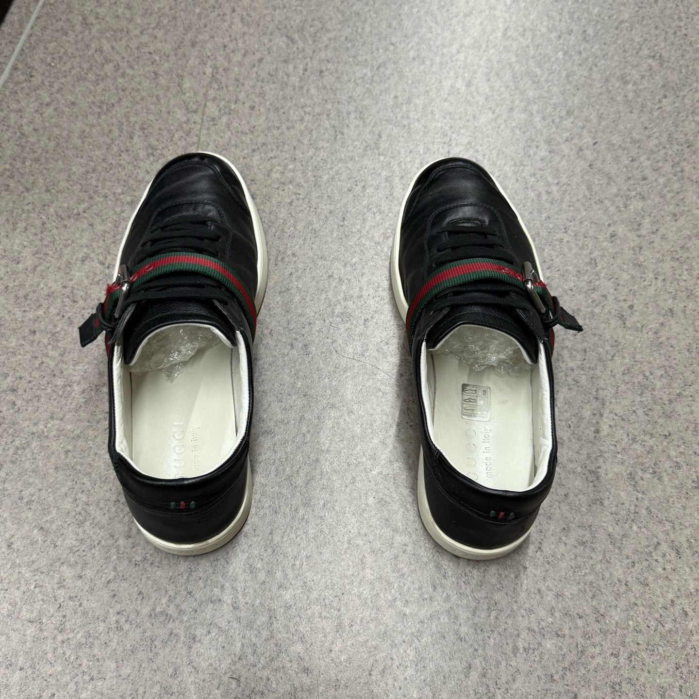 Gucci Gucci Black Lowtop Sneakers 42 Men Size US 9 / EU 42 - 8 Thumbnail