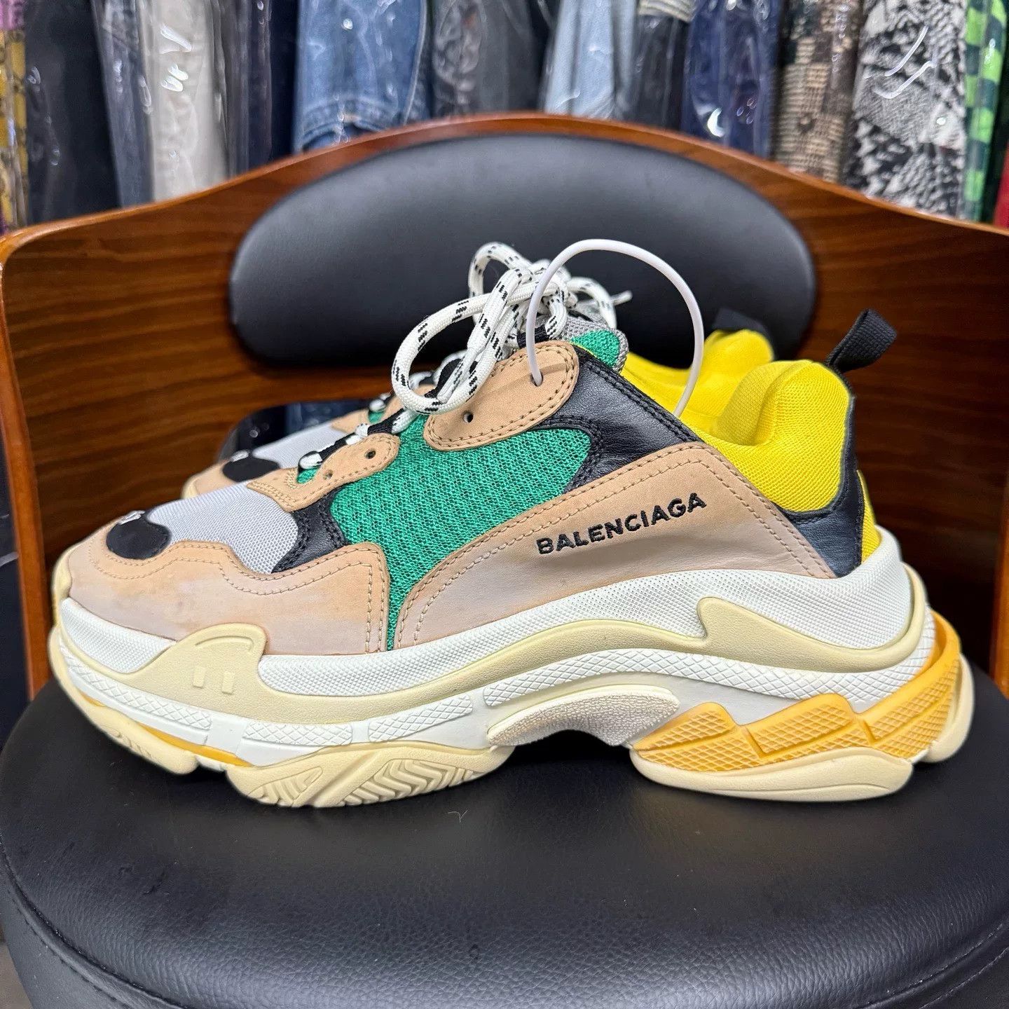 Balenciaga Balenciaga Distressed Multi Lowtop Sneakers 41 Men Size US 8.5 / EU 41-42 - 6 Thumbnail