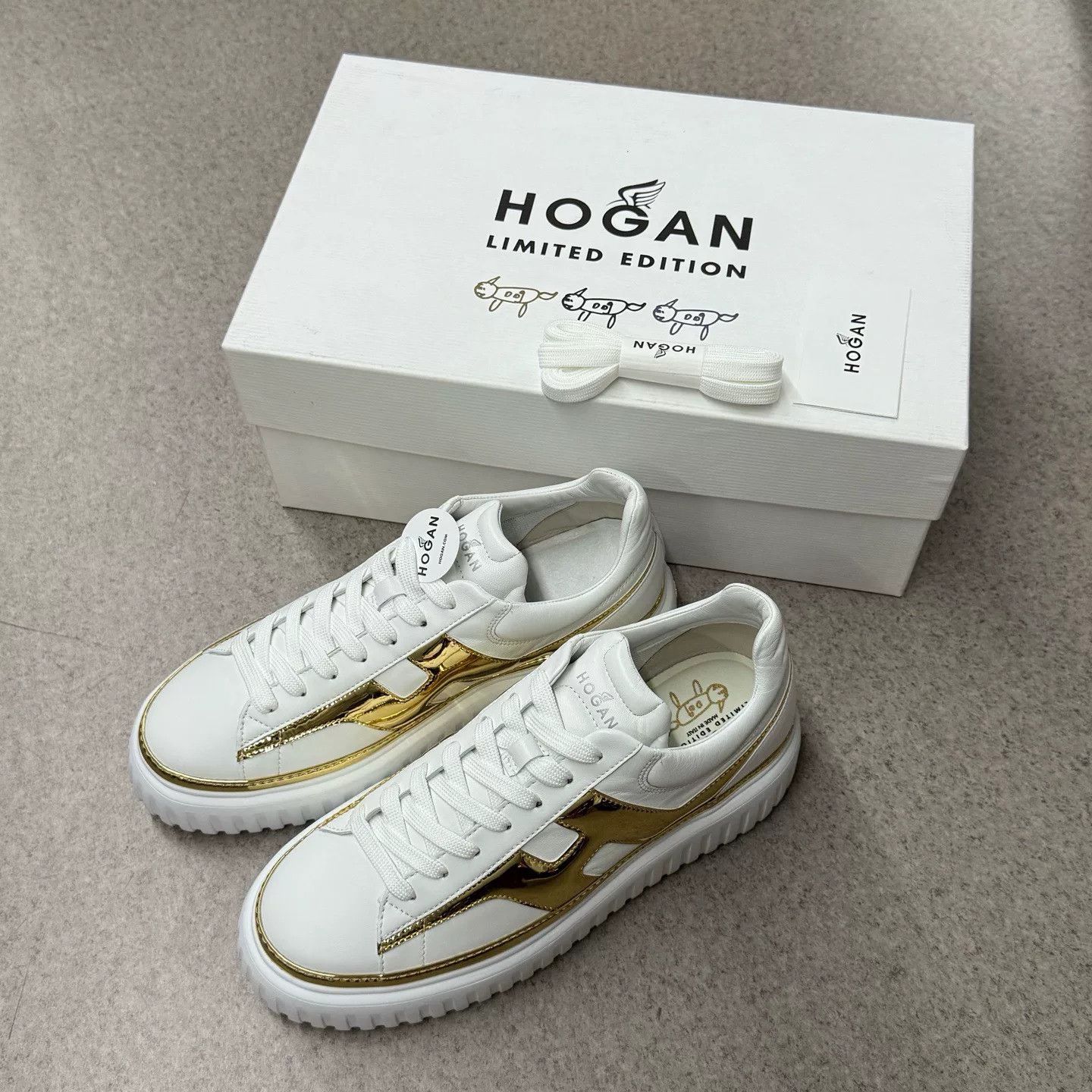 Hogan Hogan Retro White Lowtop Sneakers 40 Women Size US 9 / IT 39 - 9 Thumbnail