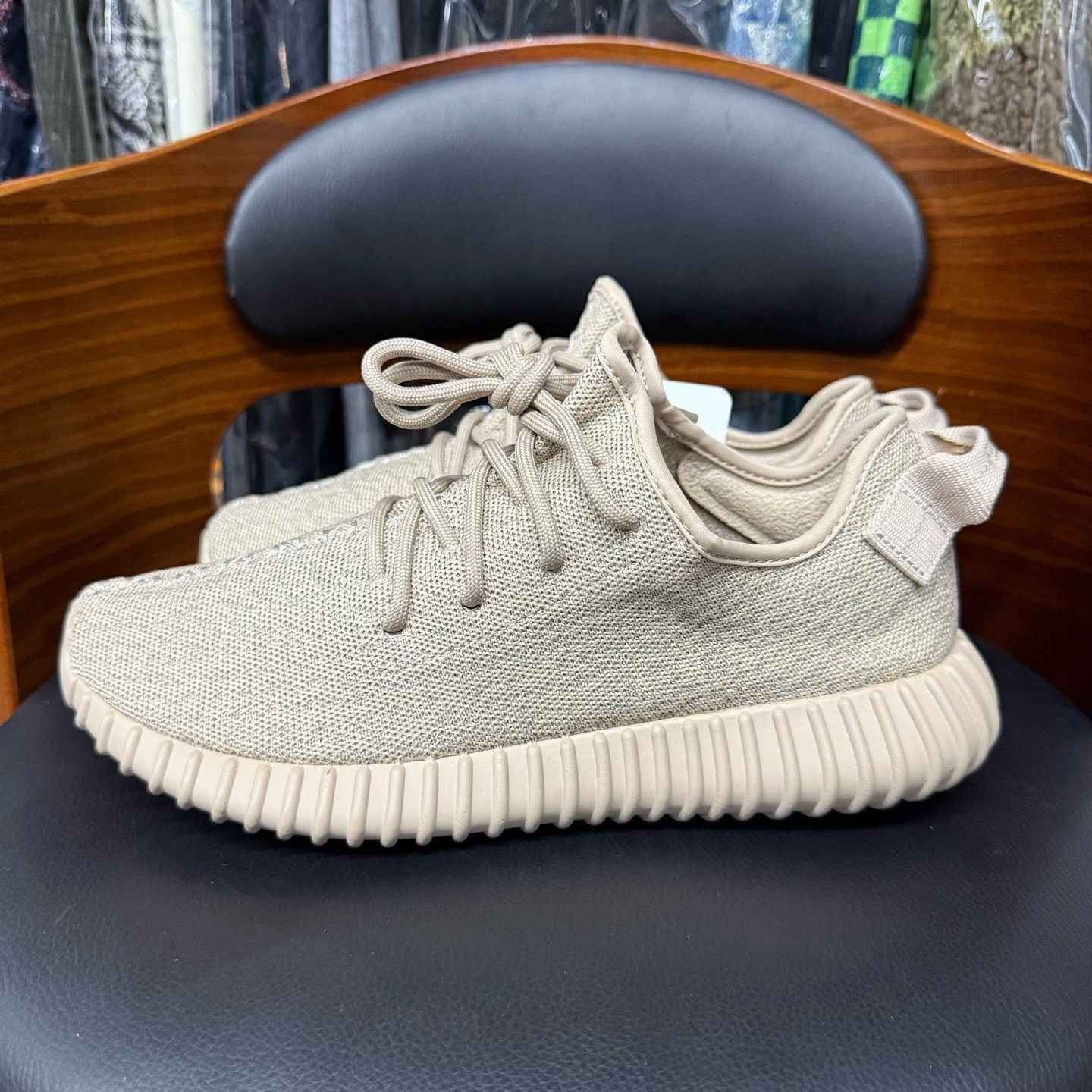 Adidas Adidas YEEZY350 Lowtop Sneakers 41 Men Size US 8.5 / EU 41-42 - 6 Thumbnail