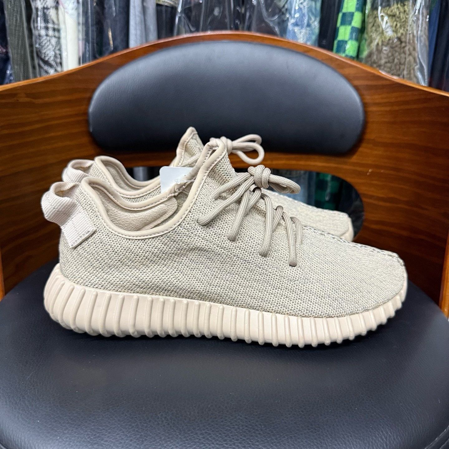 Adidas Adidas YEEZY350 Lowtop Sneakers 41 Men Size US 8.5 / EU 41-42 - 4 Thumbnail