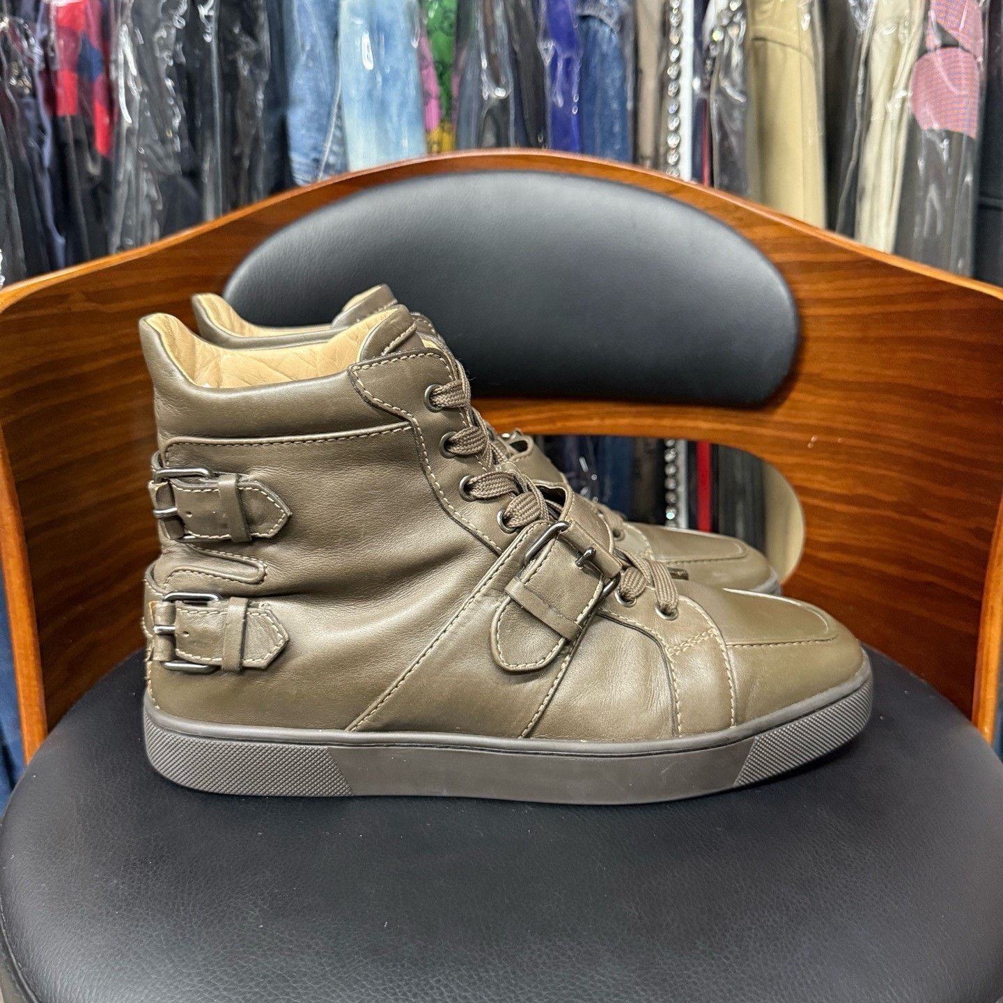 Christian Louboutin Christian Louboutin Casual Red Hitop Sneakers 41 Men Size US 8.5 / EU 41-42 - 4 Thumbnail
