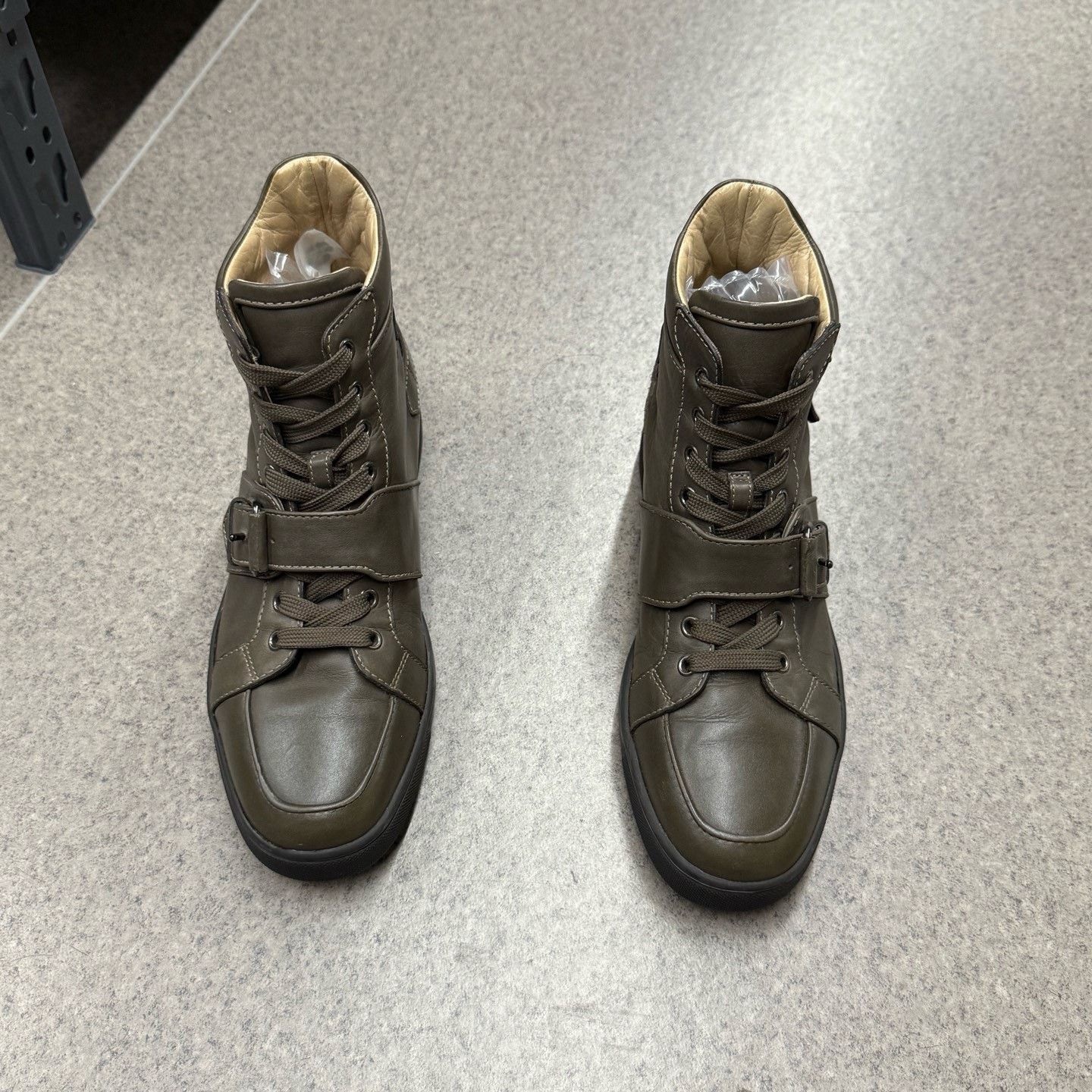 Christian Louboutin Christian Louboutin Casual Red Hitop Sneakers 41 Men Size US 8.5 / EU 41-42 - 5 Thumbnail