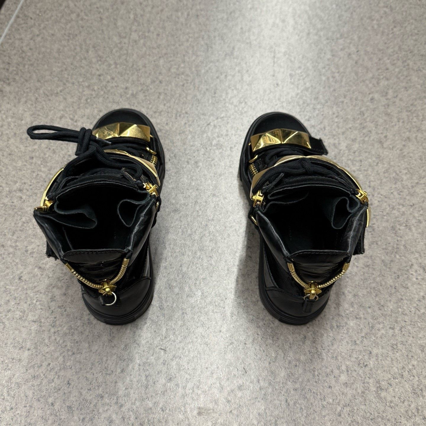 Other Casual Black Hitop Sneakers 35 Women Size US 5 / IT 35 - 8 Thumbnail