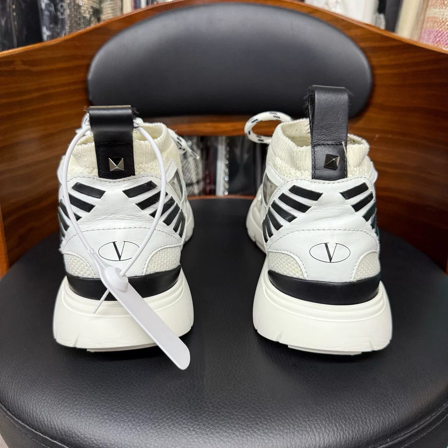 Valentino Valentino White Lowtop Sneakers 41 Men Size US 8.5 / EU 41-42 - 3 Thumbnail