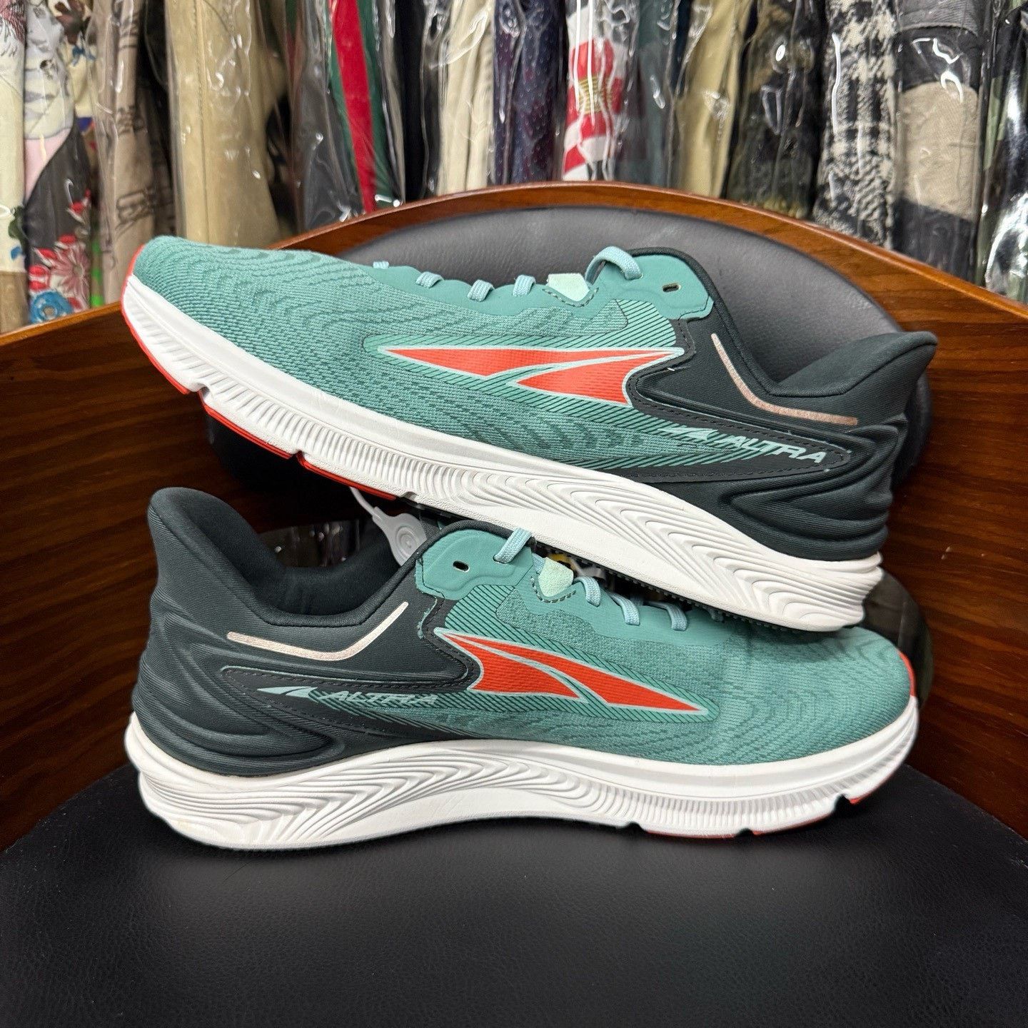 Other Running Lowtop Sneakers 44.5 Men Size US 11 / EU 44 - 7 Thumbnail