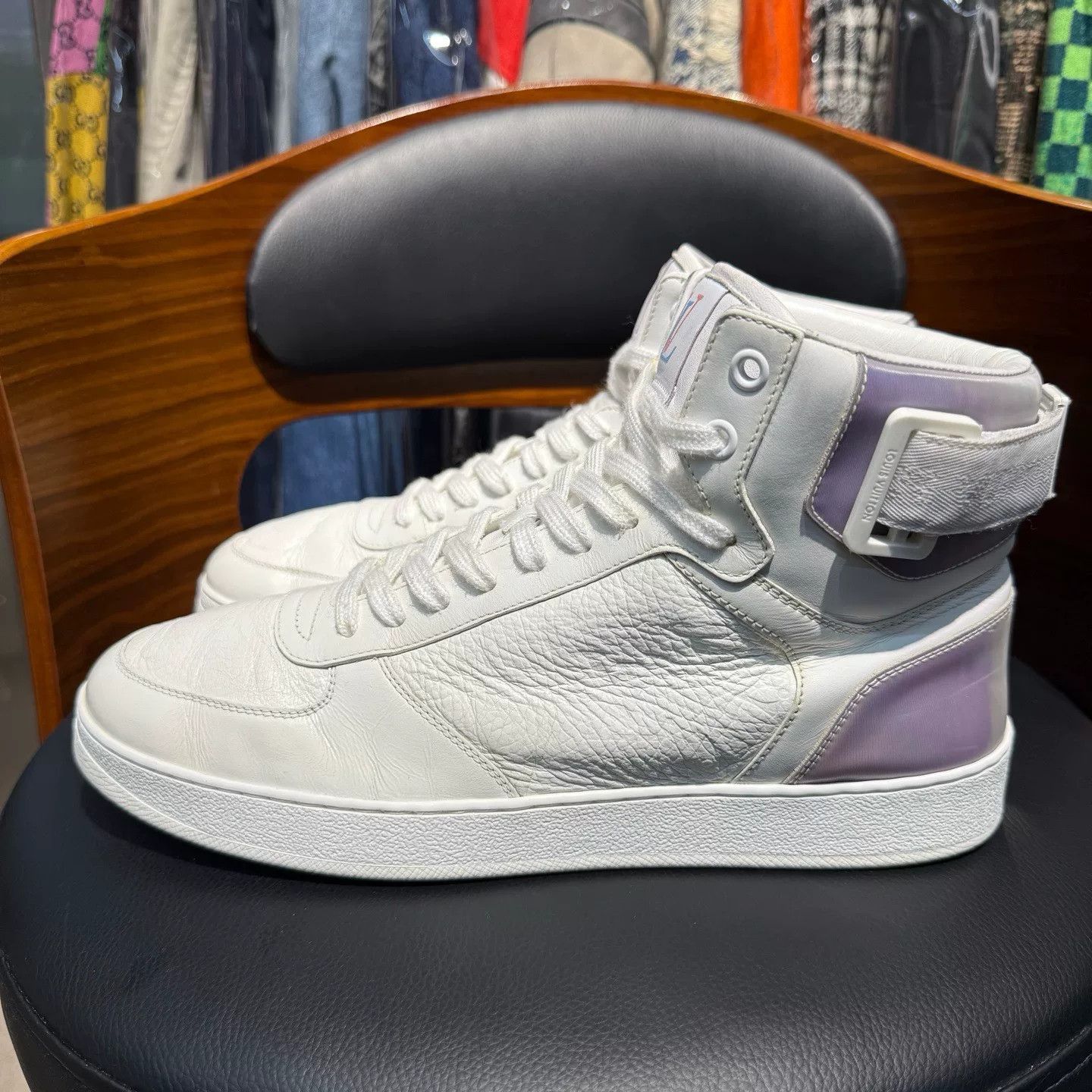 Louis Vuitton Louis Vuitton Laser White Hitop Sneakers 41 Men Size US 8.5 / EU 41-42 - 6 Thumbnail