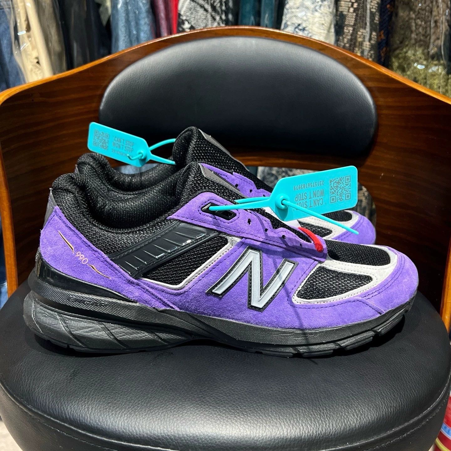 New Balance New Balance Limited Purple Lowtop Sneakers 44.5 Men Size US 11 / EU 44 - 5 Thumbnail