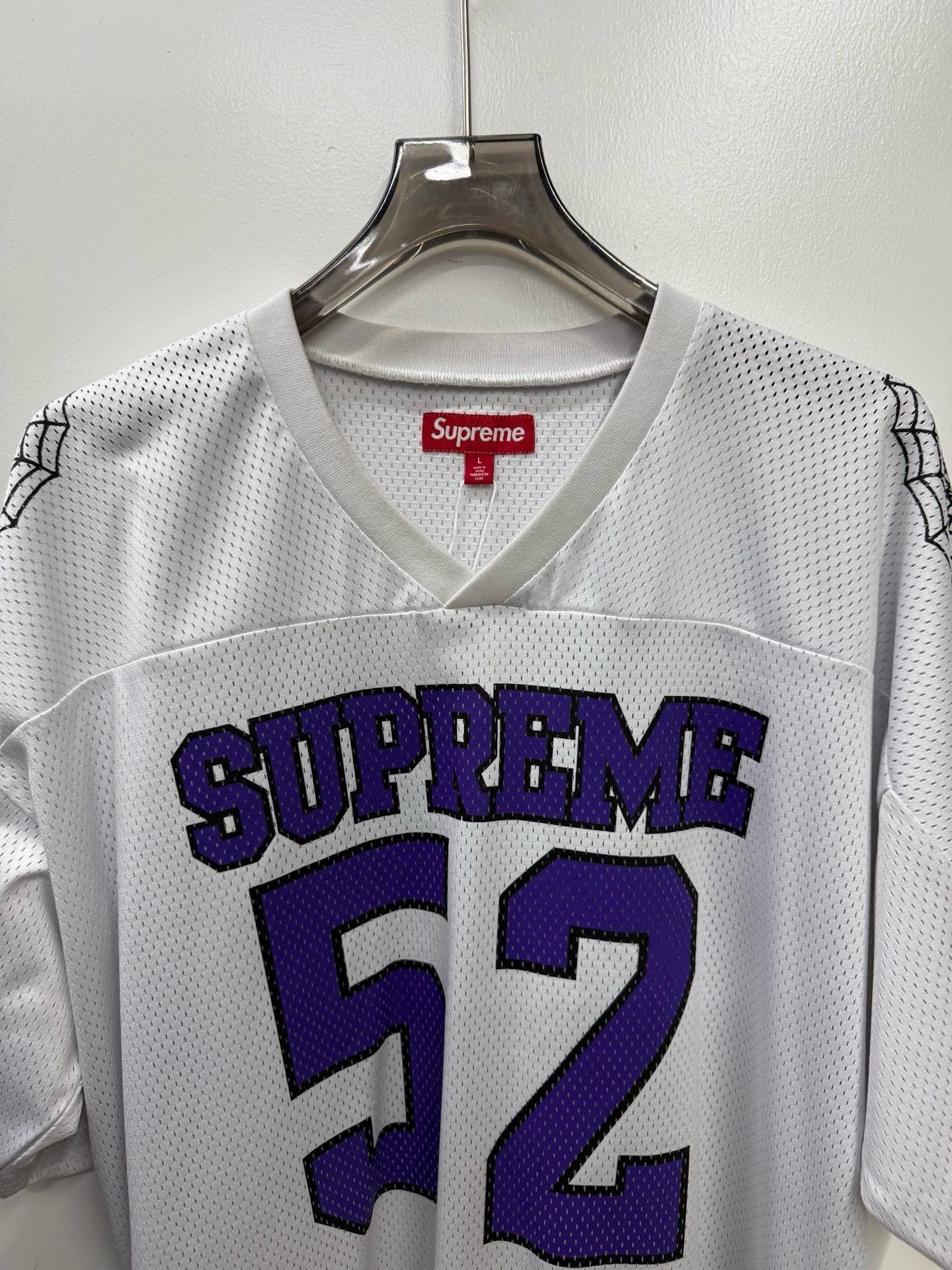 Supreme Supreme Printed Graphic White Jersey L Men Size US L / EU 52-54 / 3 - 2 Thumbnail