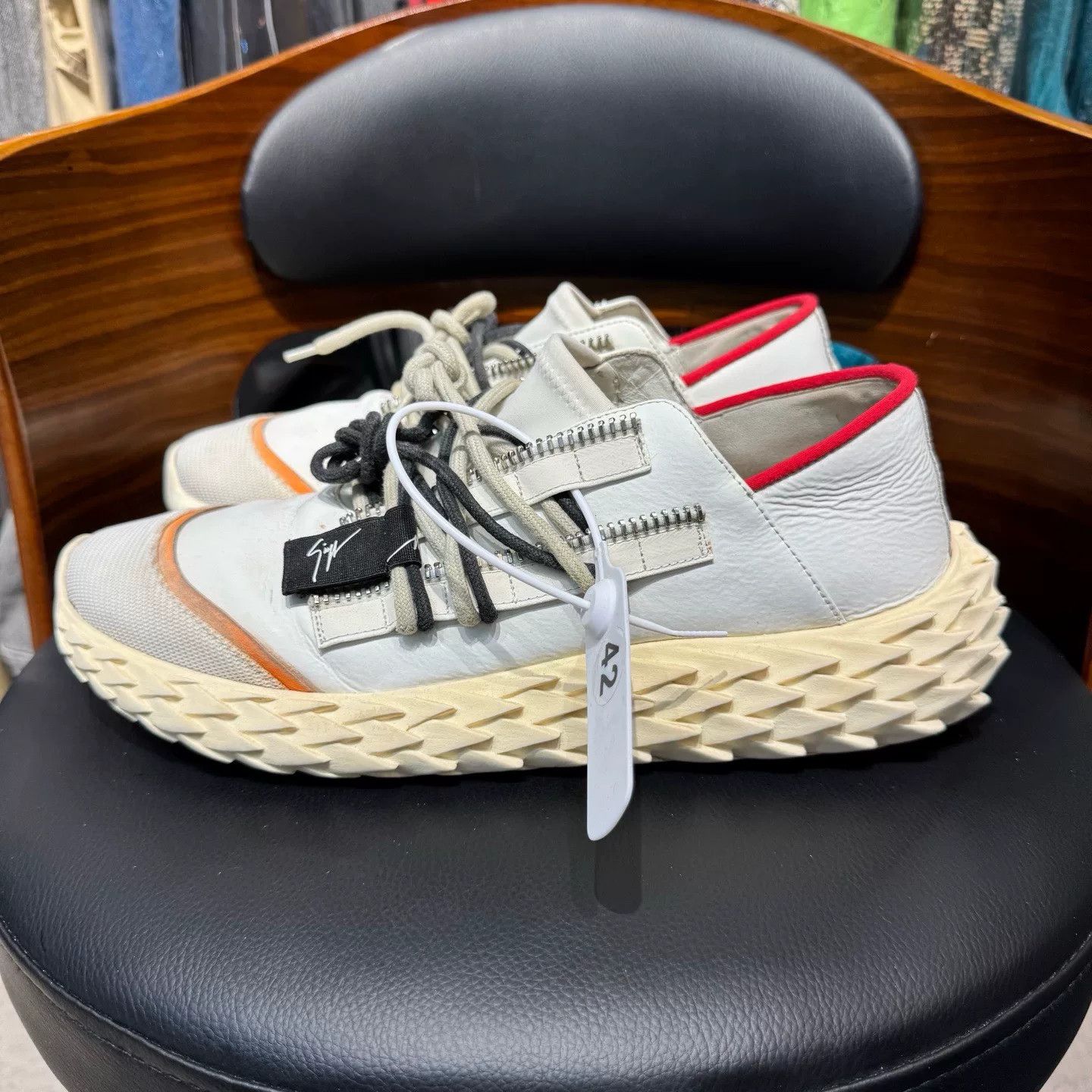 Giuseppe Zanotti Giuseppe Zanotti White Lowtop Sneakers 42 Men Size US 9 / EU 42 - 6 Thumbnail