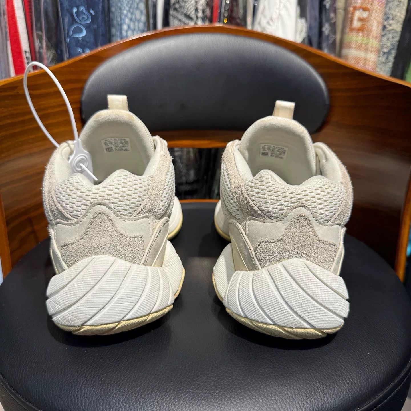 Adidas Adidas YEEZY500 White Lowtop Sneakers 46.5 Men Size US 12.5 / EU 45-46 - 3 Thumbnail