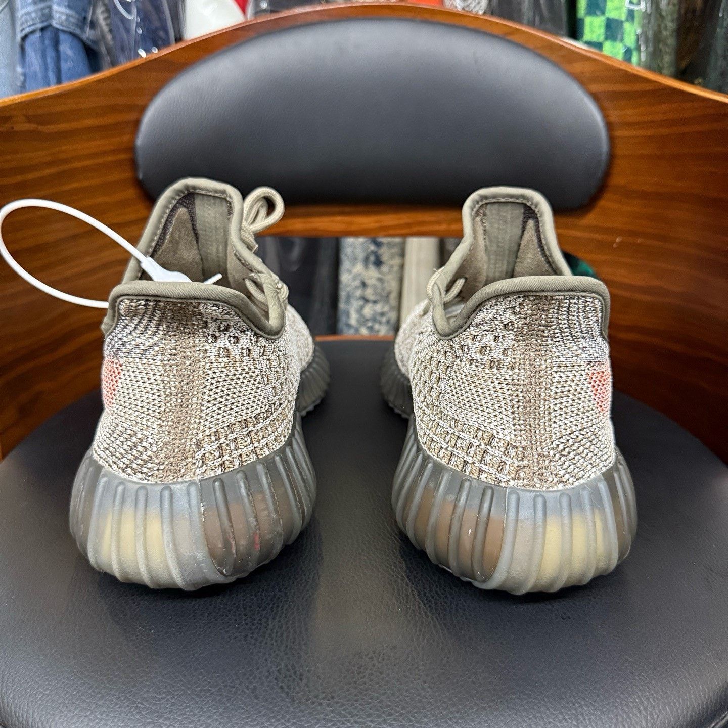 Adidas Adidas YEEZY350 Gray Lowtop Sneakers 40 Men Size US 7.5 / EU 40-41 - 3 Thumbnail