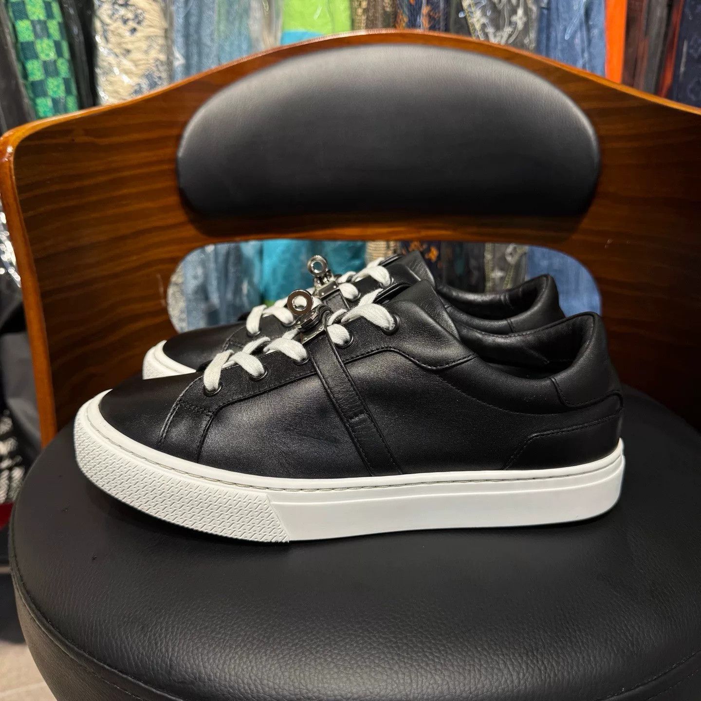 Hermes Hermes Leather Silver Lowtop Sneakers 37 Women Size US 6.5 / IT 36.5 - 6 Thumbnail