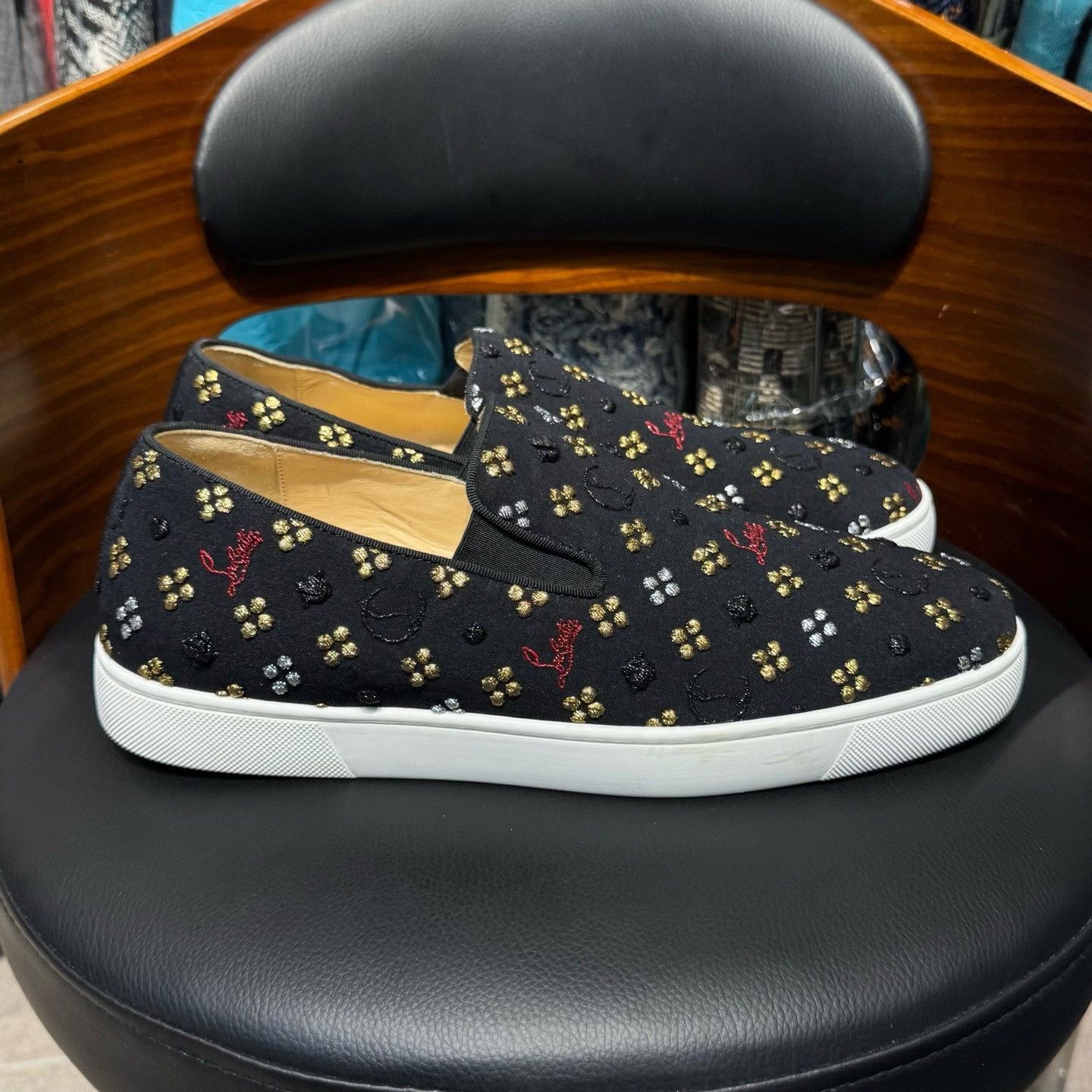 Christian Louboutin Christian Louboutin Red Lowtop Sneakers 44 Men Size US 10.5 / EU 43-44 - 4 Thumbnail