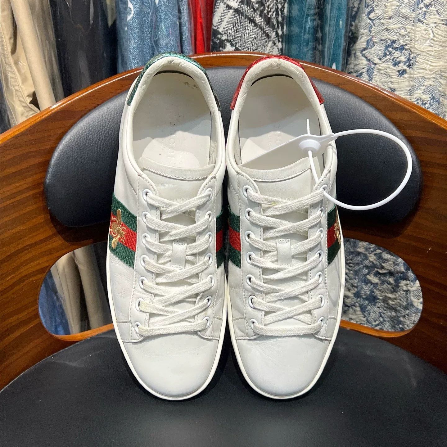 Gucci Gucci White Lowtop Sneakers 37 Women Size US 6.5 / IT 36.5 - 5 Thumbnail