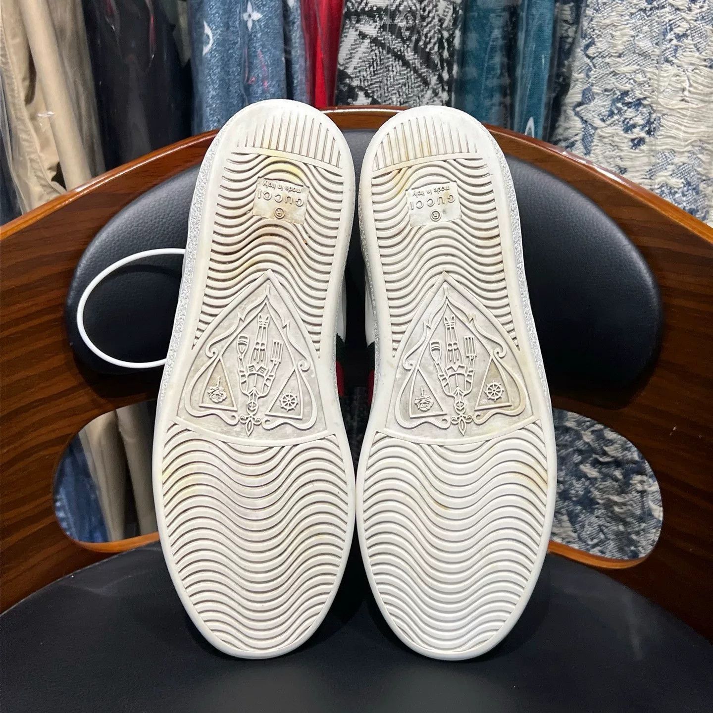 Gucci Gucci White Lowtop Sneakers 37 Women Size US 6.5 / IT 36.5 - 9 Thumbnail