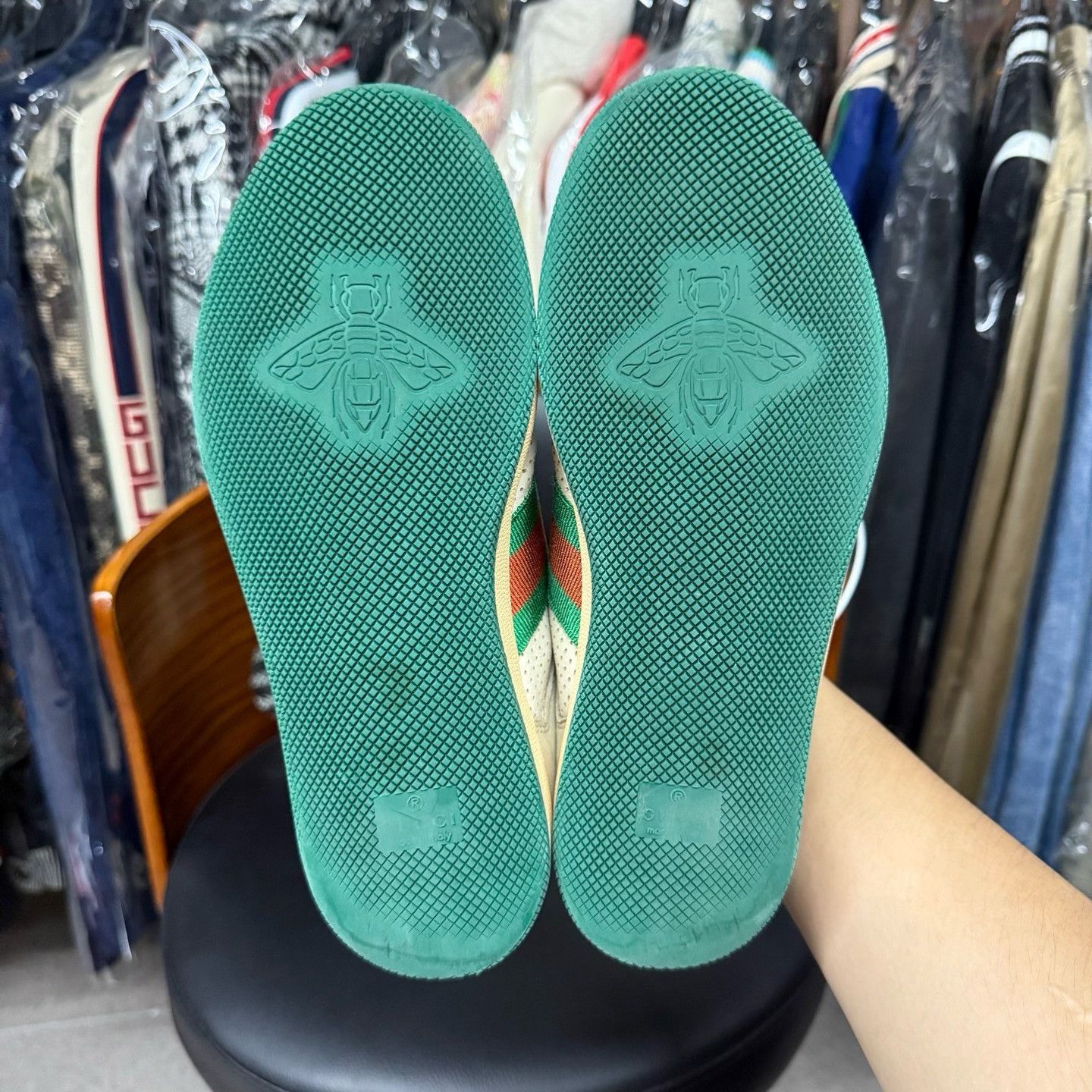 Gucci Gucci Green Lowtop Sneakers 37 Women Size US 6.5 / IT 36.5 - 9 Thumbnail